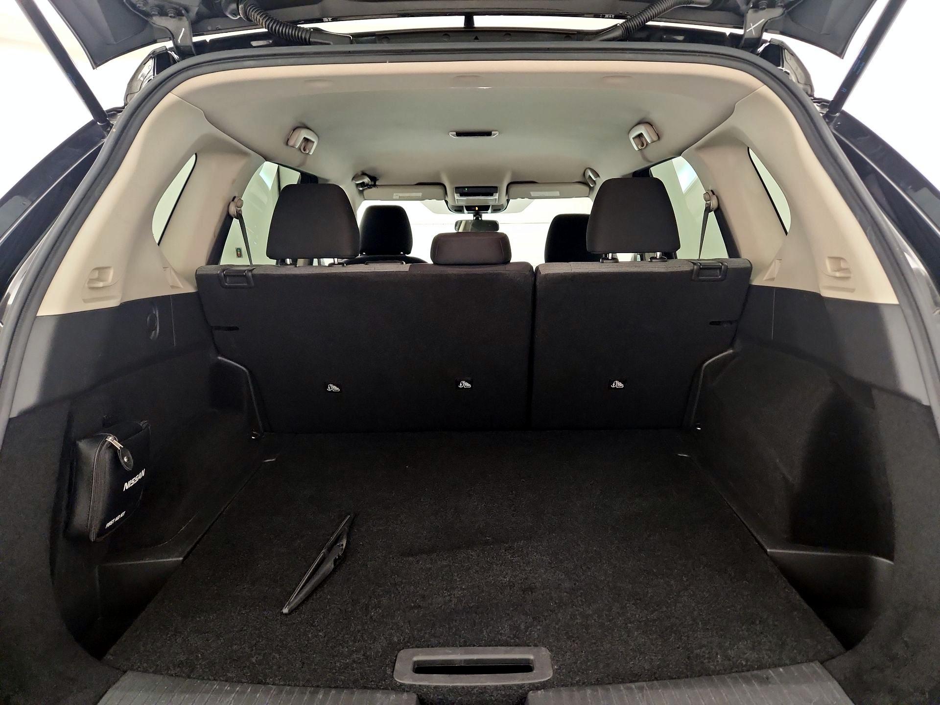 Thumbnail: 2021 Nissan Rogue - 20