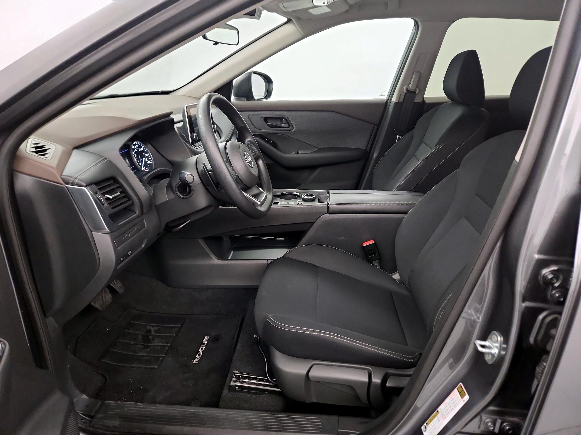 Thumbnail: 2023 Nissan Rogue - 9