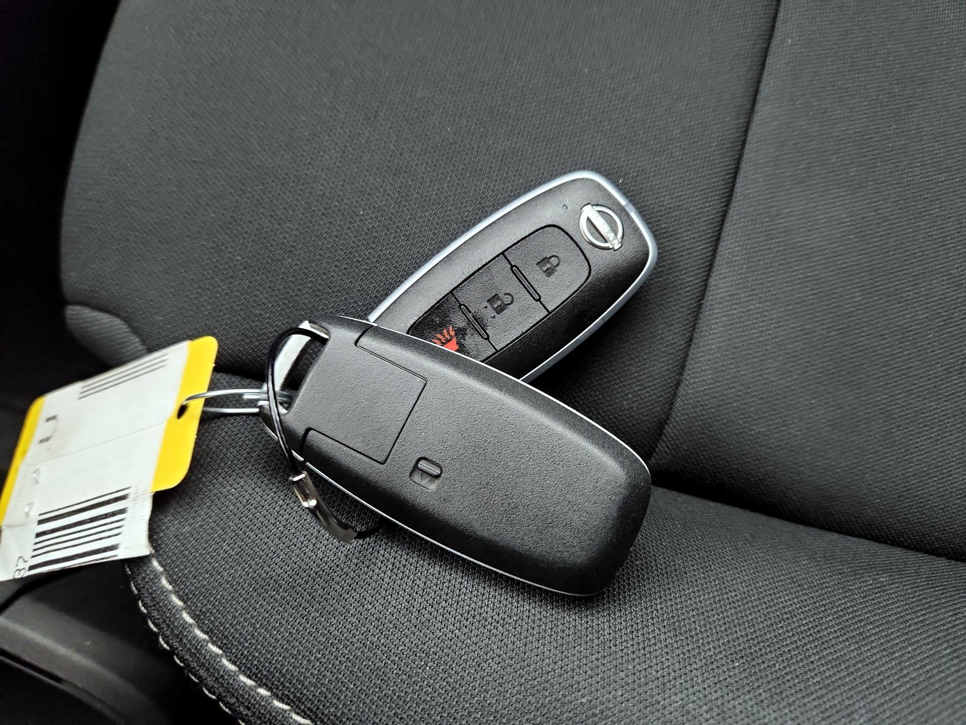 Thumbnail: 2023 Nissan Rogue - 20