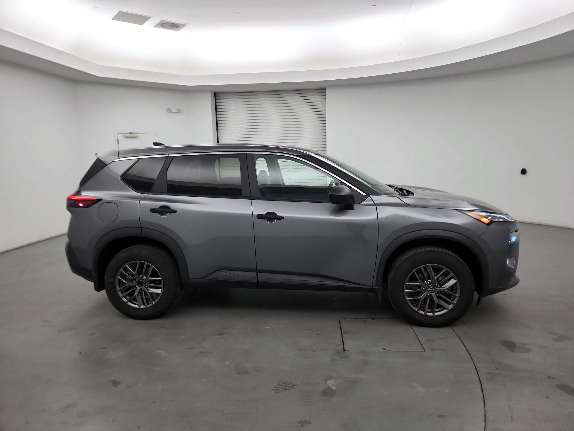 Thumbnail: 2023 Nissan Rogue - 4