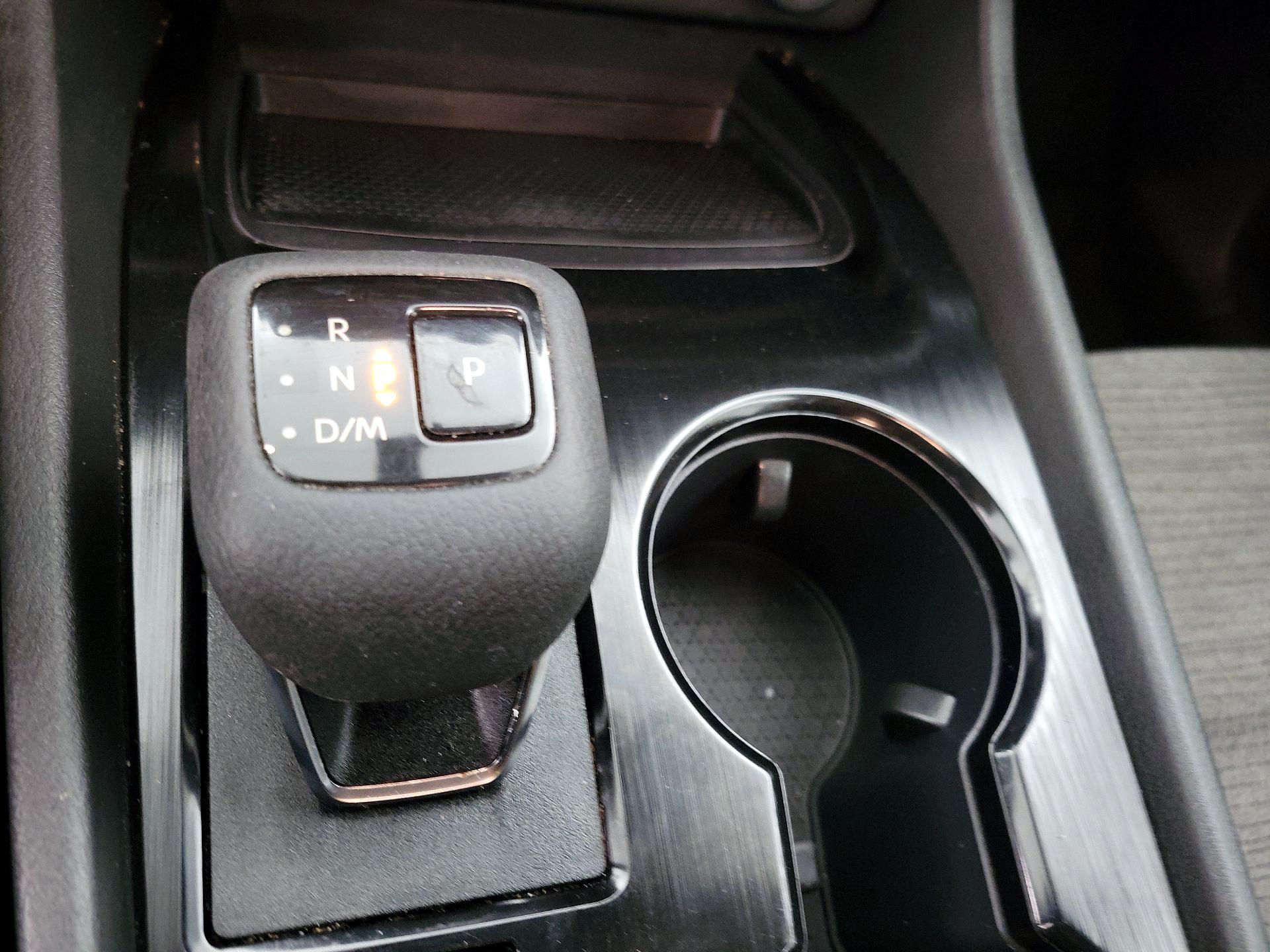 Thumbnail: 2022 Nissan Rogue - 17