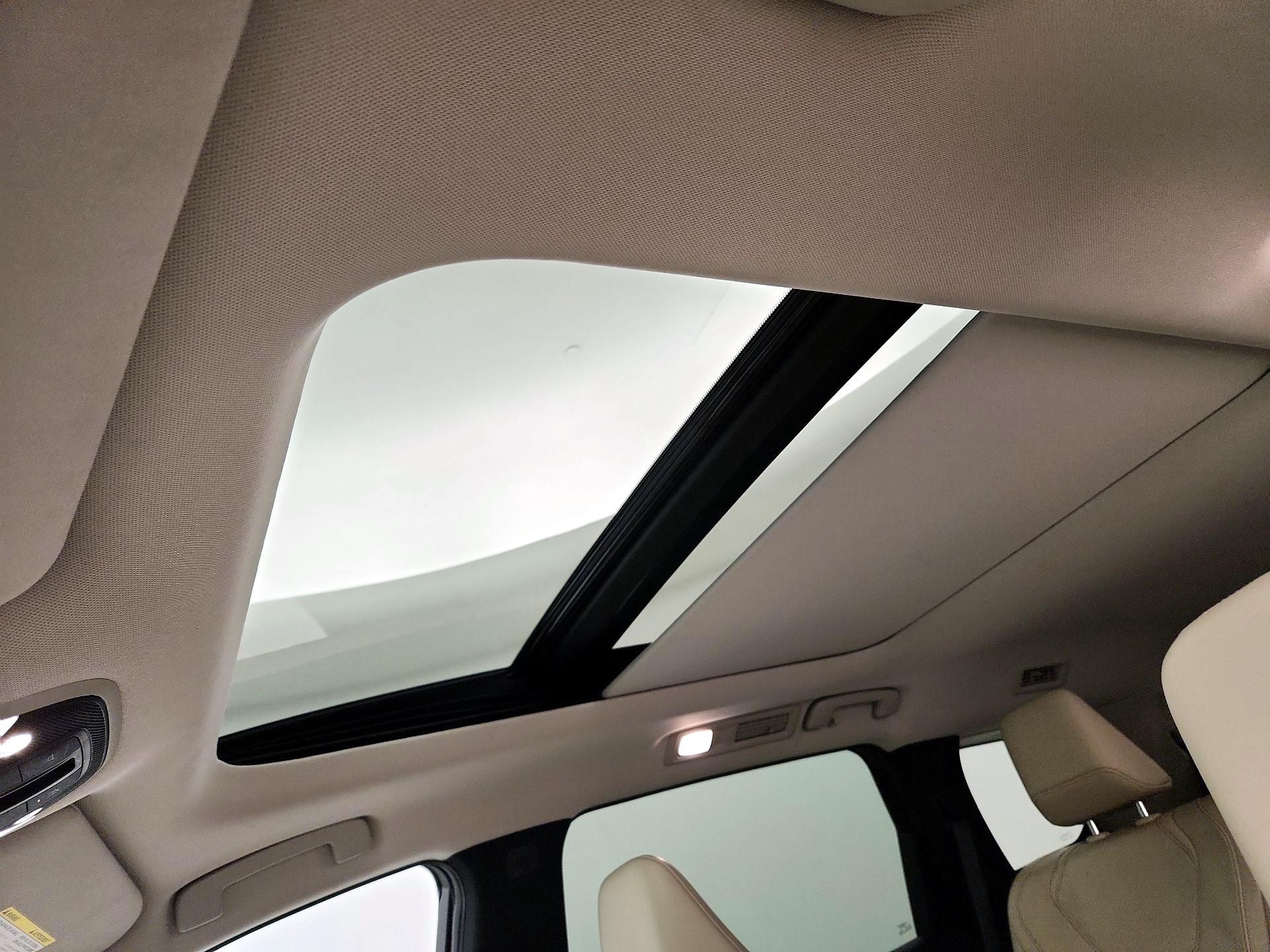 Thumbnail: 2023 INFINITI QX60 - 19