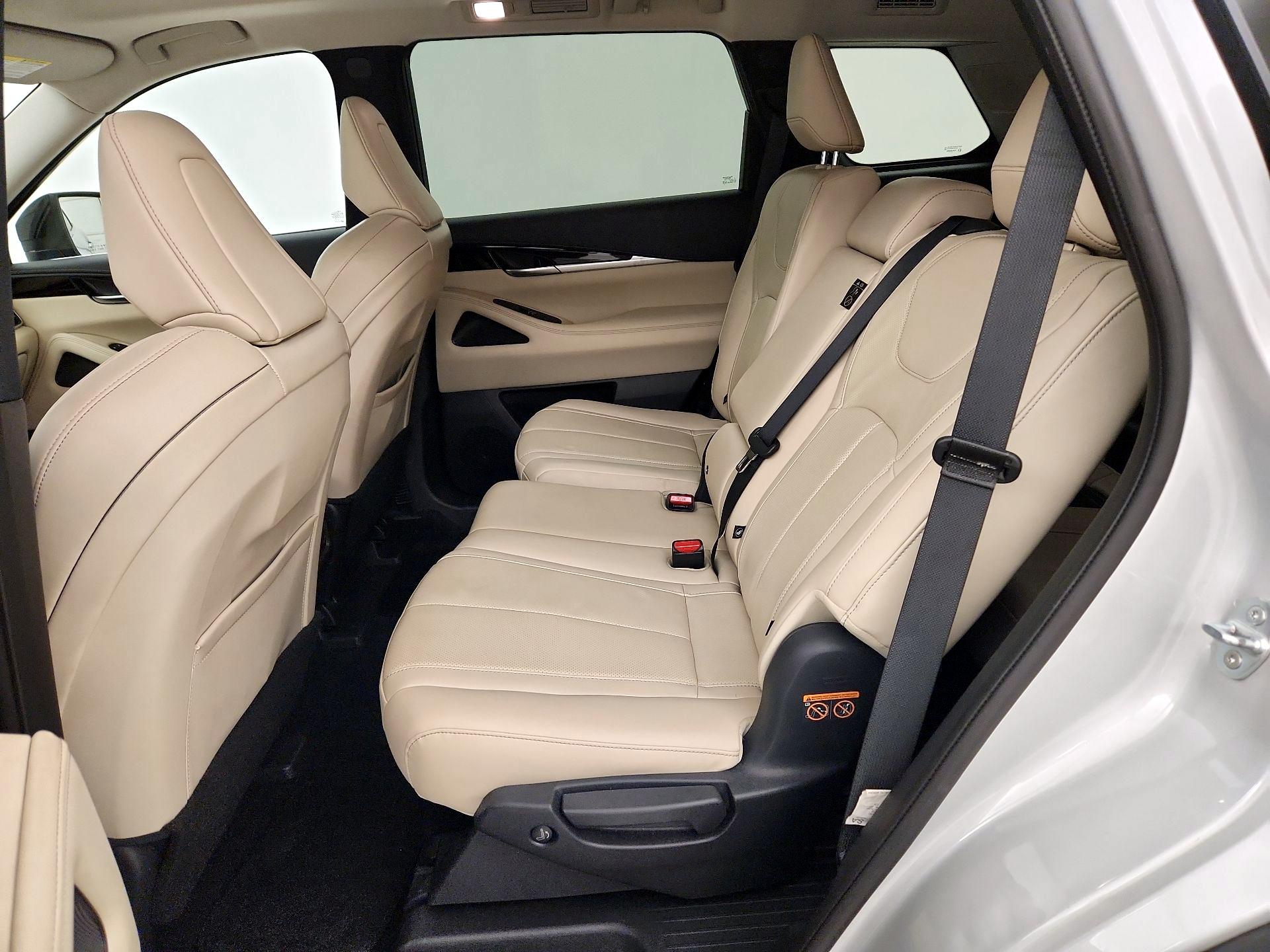 Thumbnail: 2023 INFINITI QX60 - 20