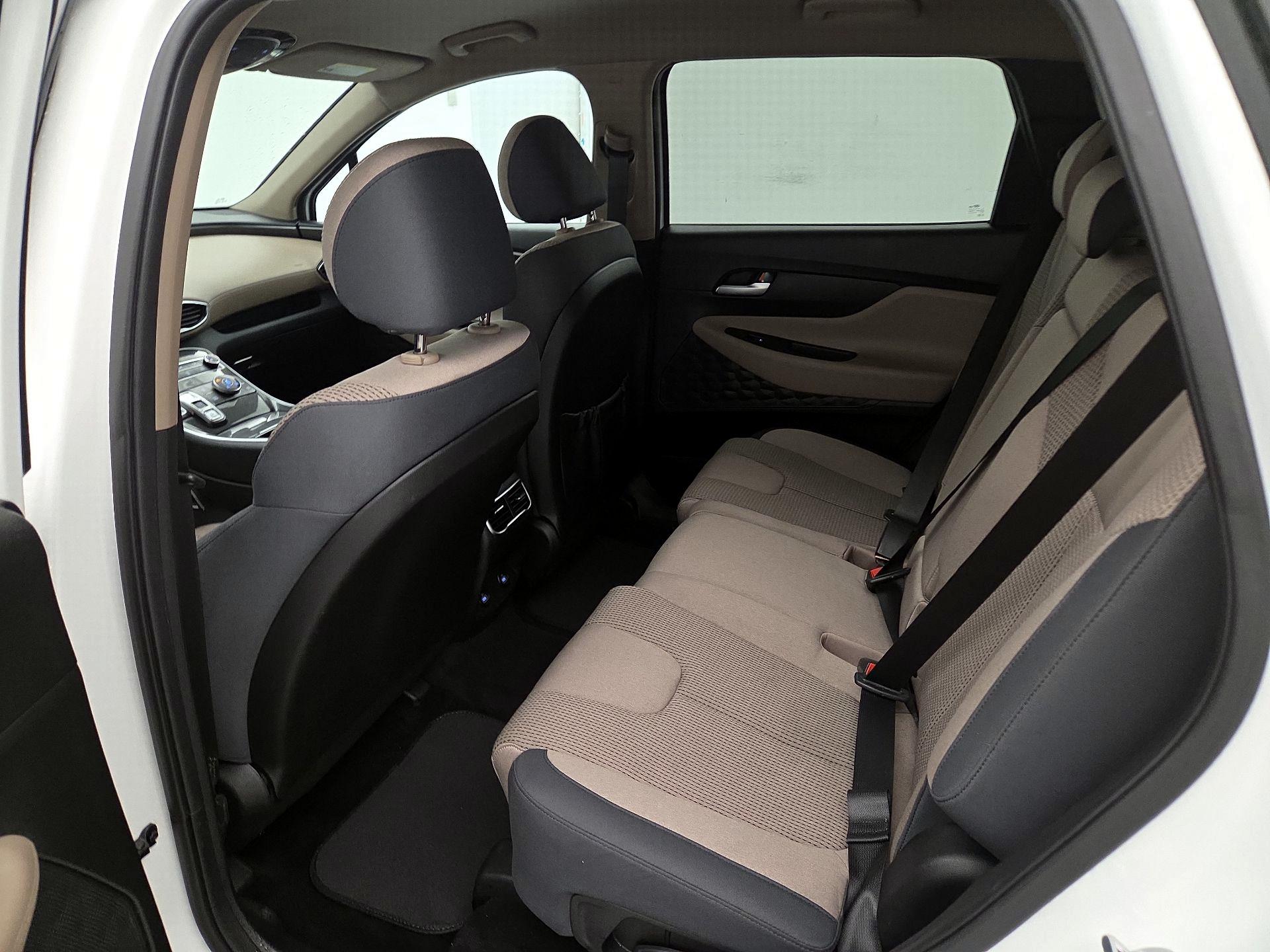 Thumbnail: 2023 Hyundai Santa Fe - 19