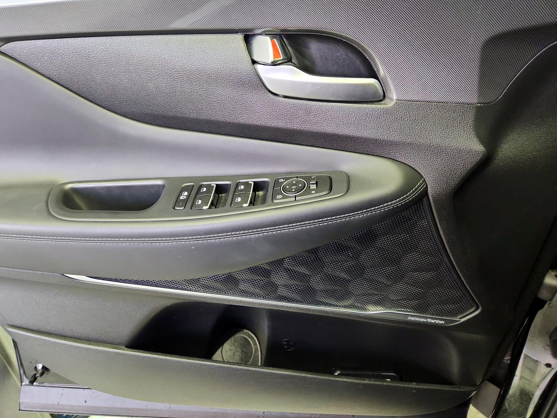 Thumbnail: 2023 Hyundai Santa Fe - 12