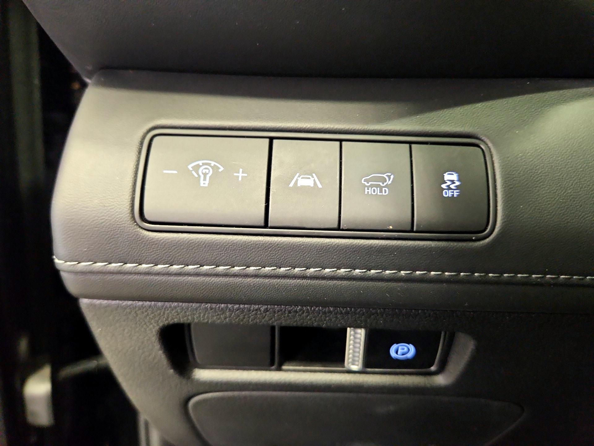 Thumbnail: 2023 Hyundai Santa Fe - 13