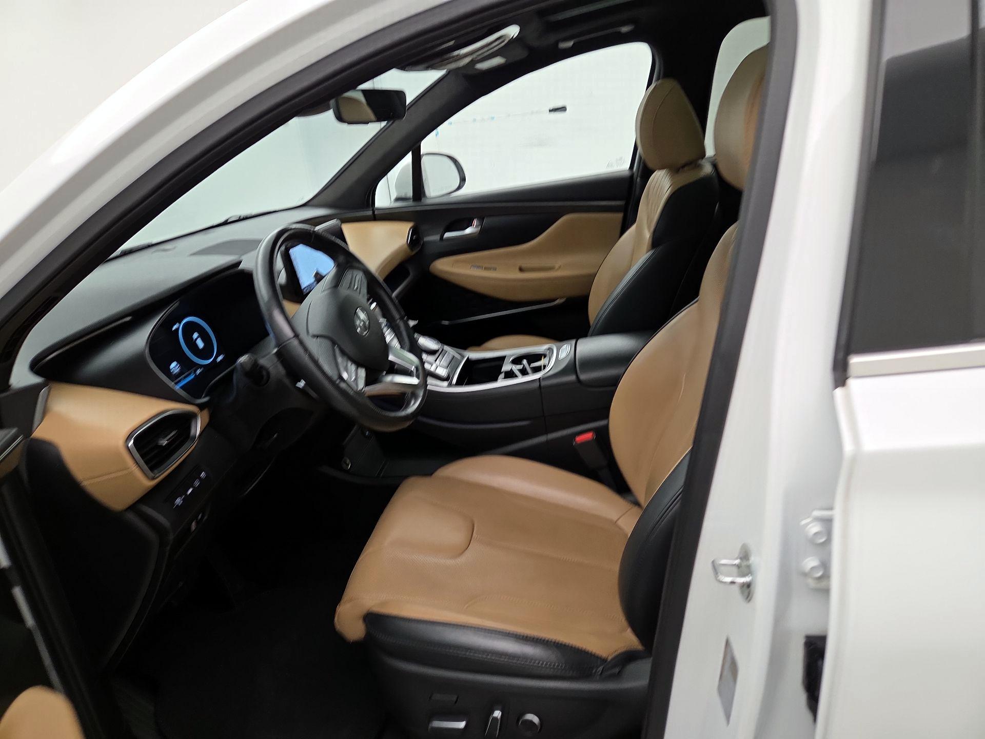 Thumbnail: 2023 Hyundai Santa Fe - 11