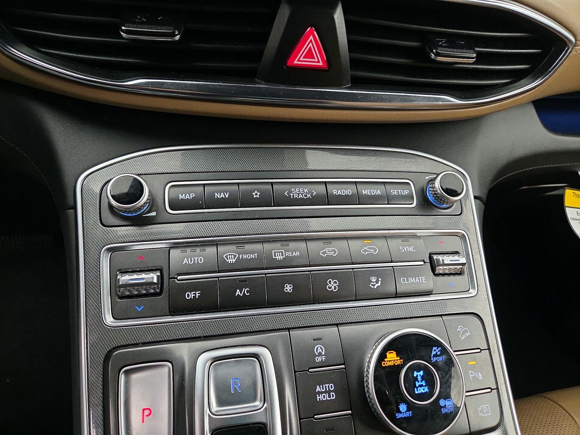 Thumbnail: 2023 Hyundai Santa Fe - 17