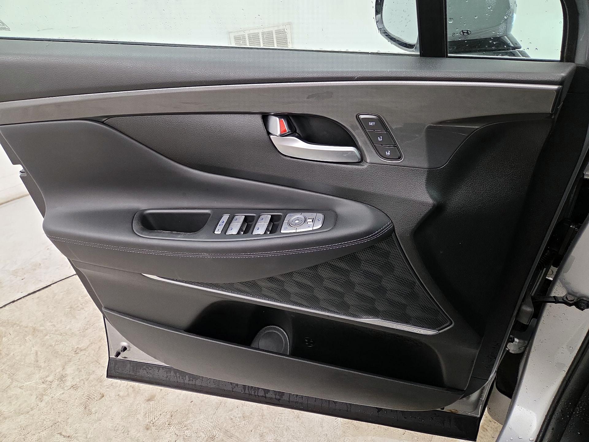 Thumbnail: 2023 Hyundai Santa Fe - 12