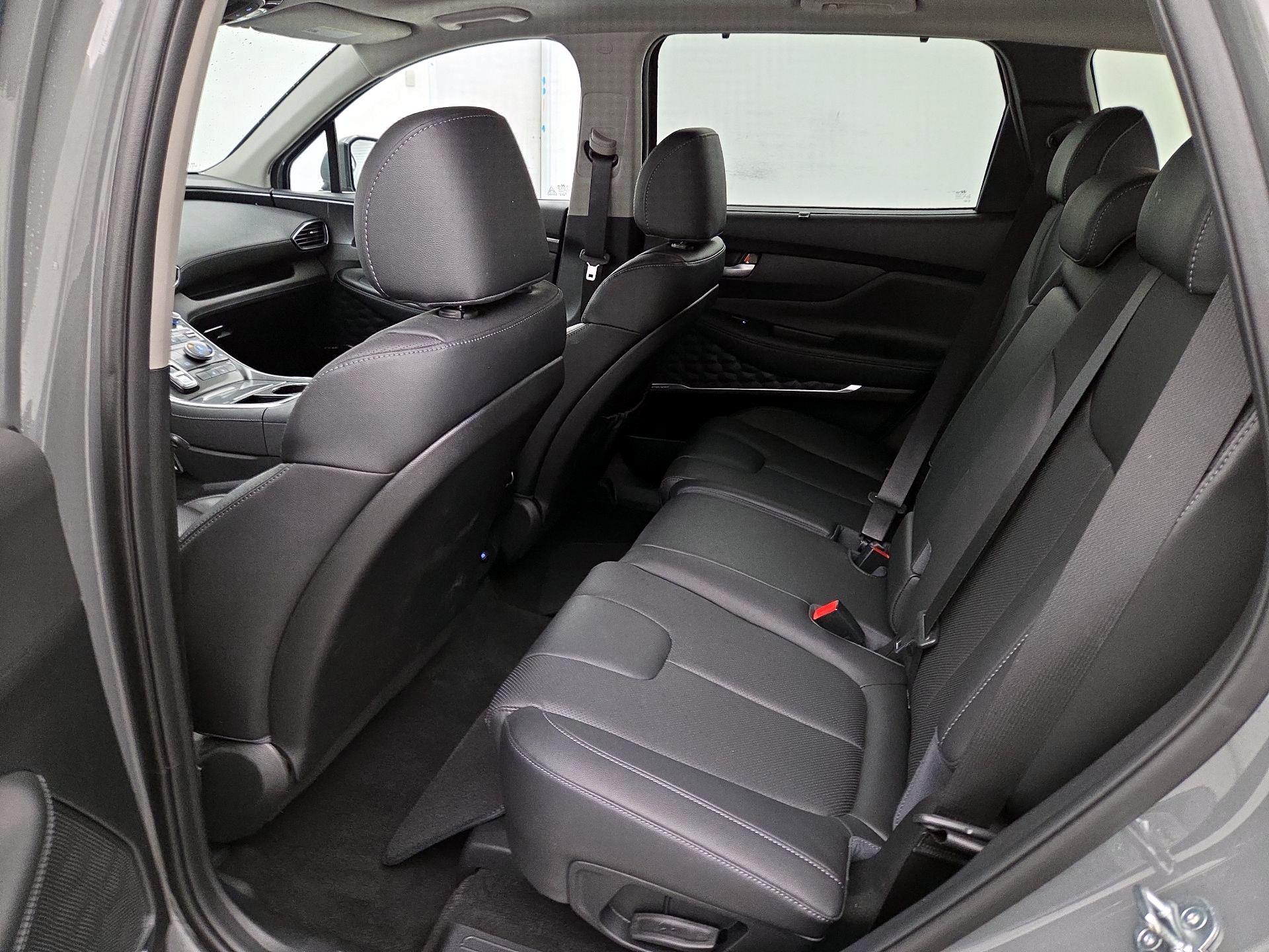 Thumbnail: 2023 Hyundai Santa Fe - 19