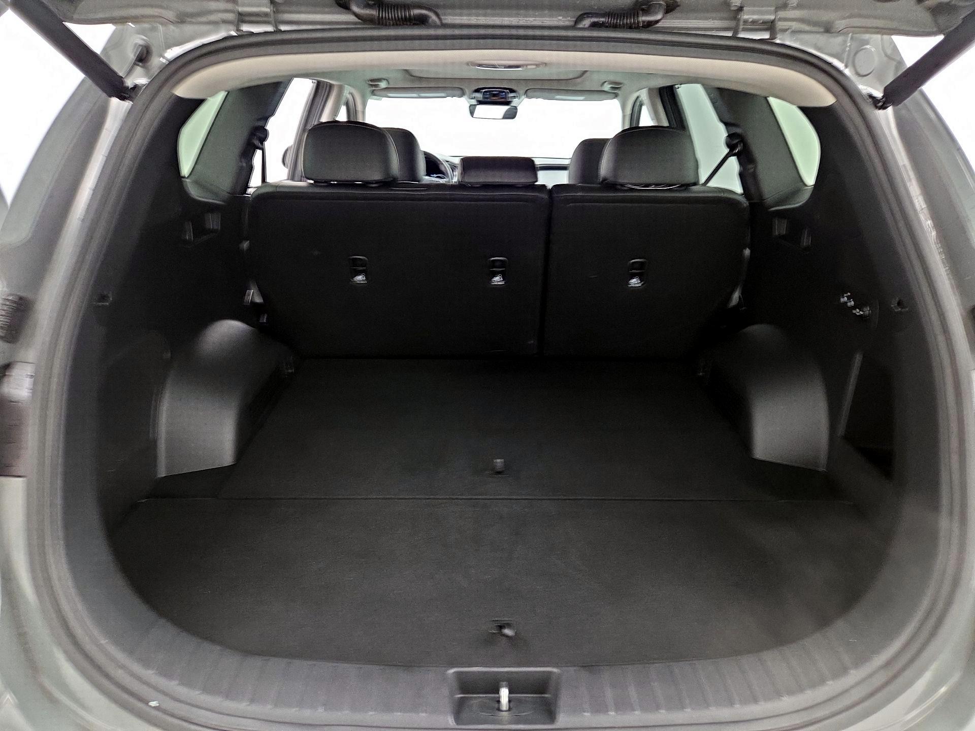 Thumbnail: 2023 Hyundai Santa Fe - 20