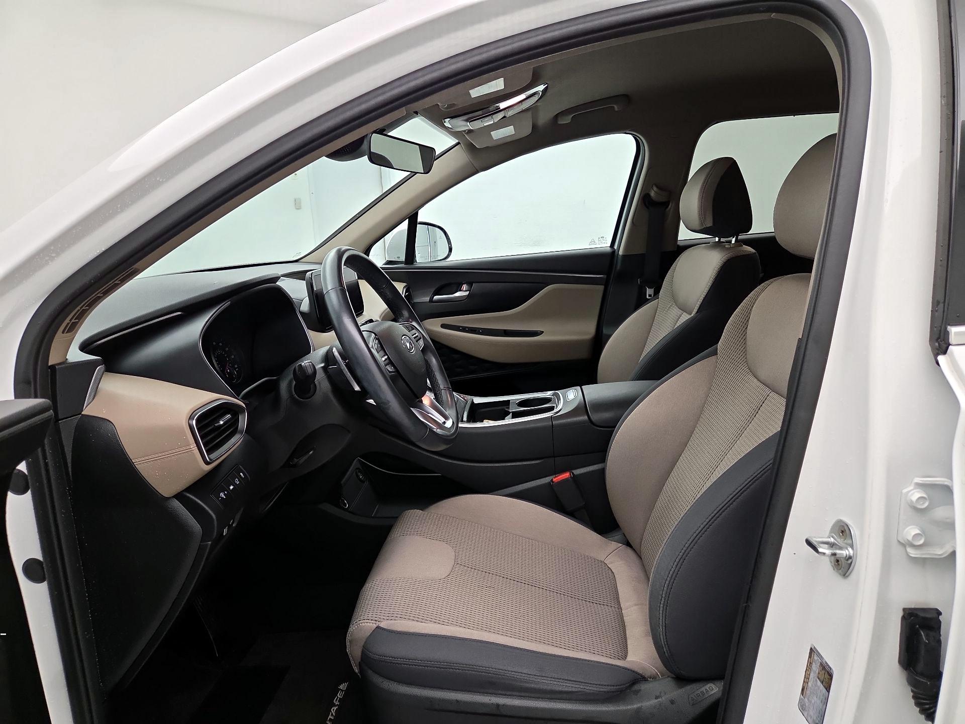 Thumbnail: 2023 Hyundai Santa Fe - 11