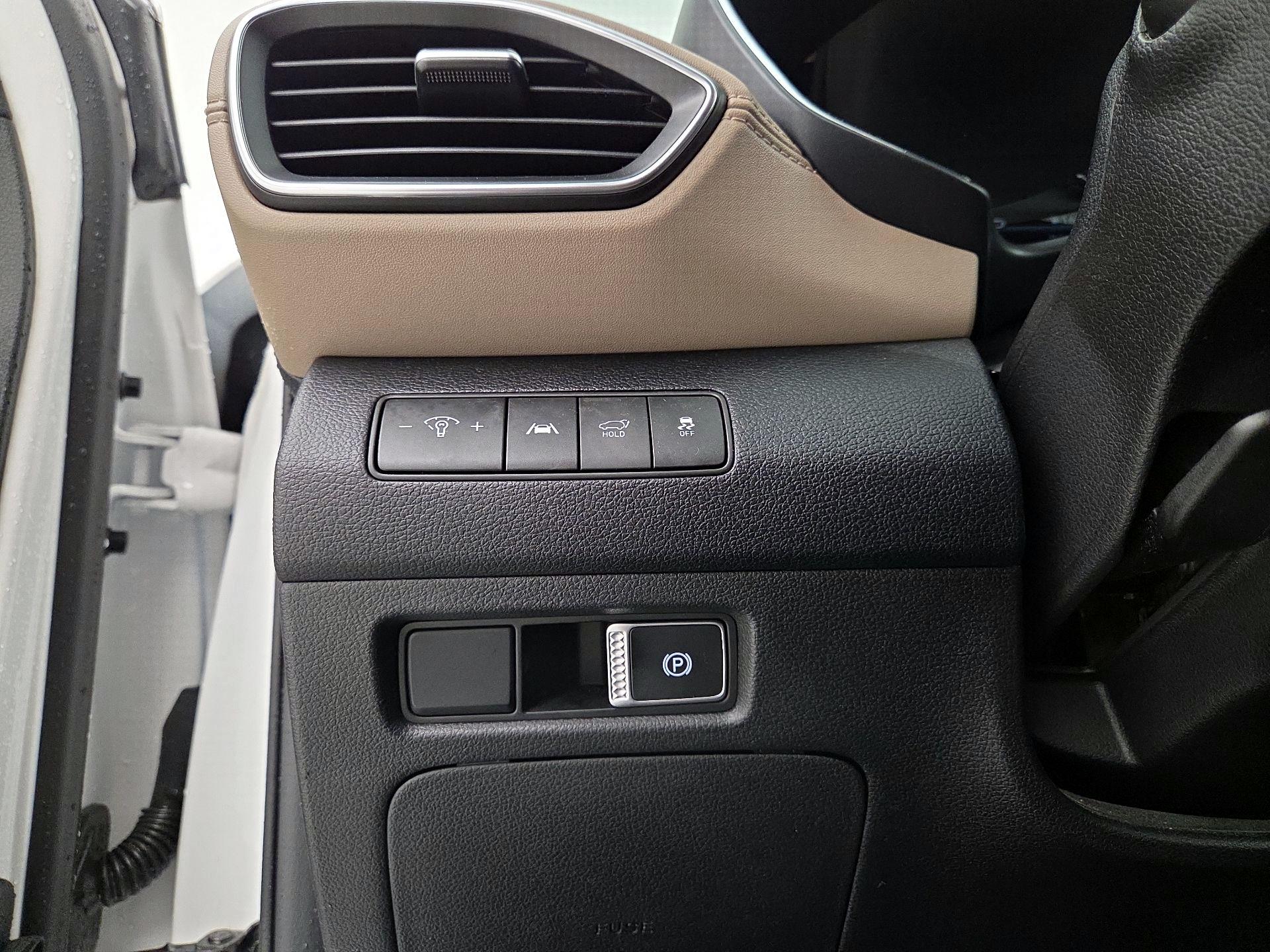 Thumbnail: 2023 Hyundai Santa Fe - 13