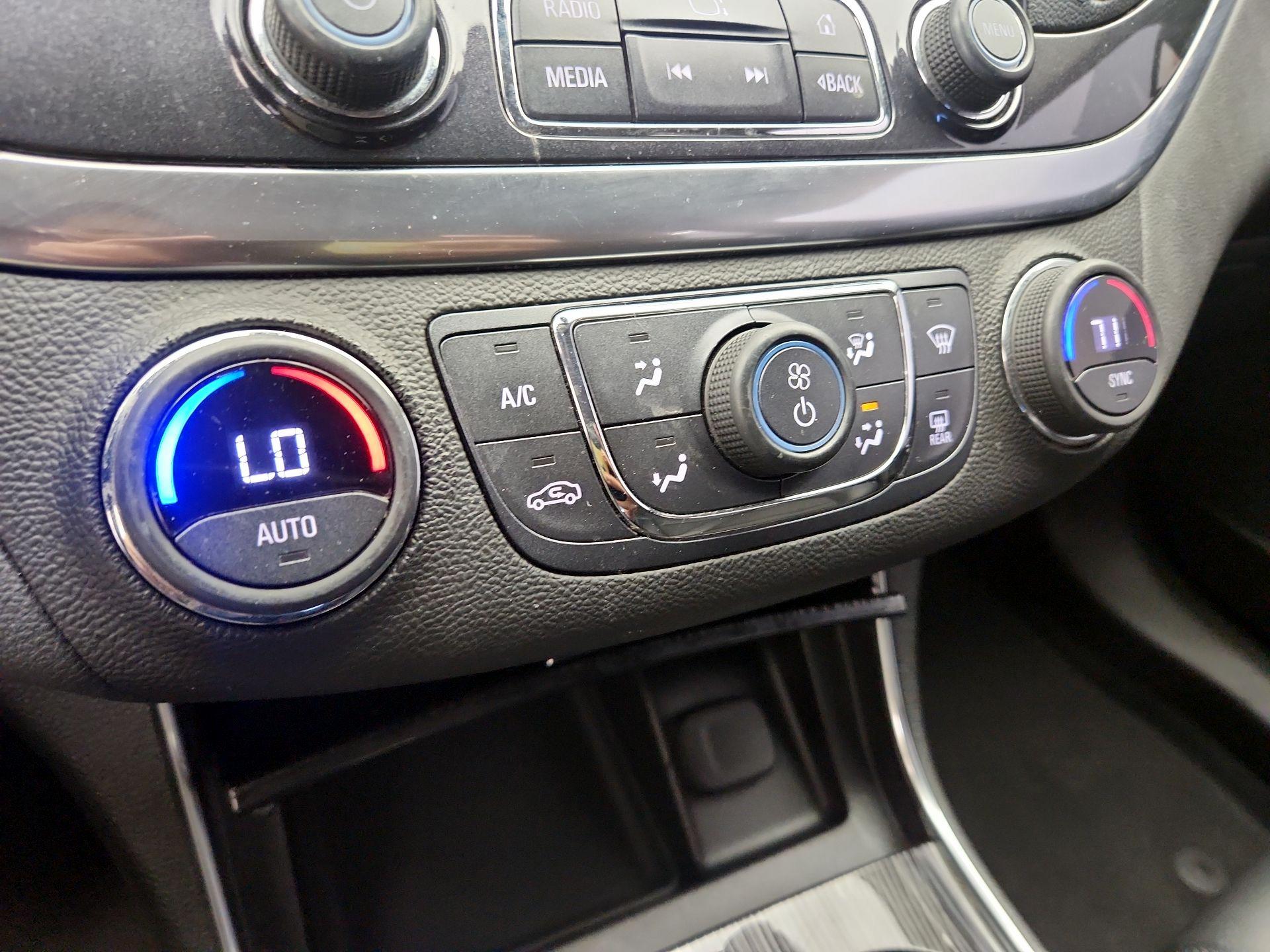 Thumbnail: 2018 Chevrolet Impala - 16