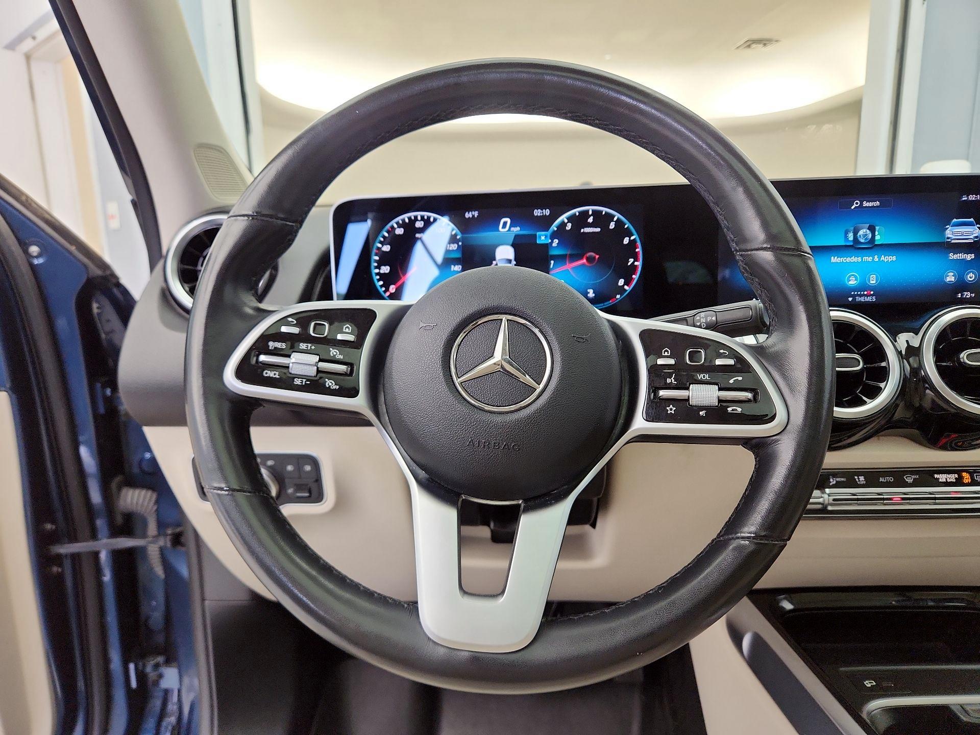 Thumbnail: 2021 Mercedes-Benz GLB - 10