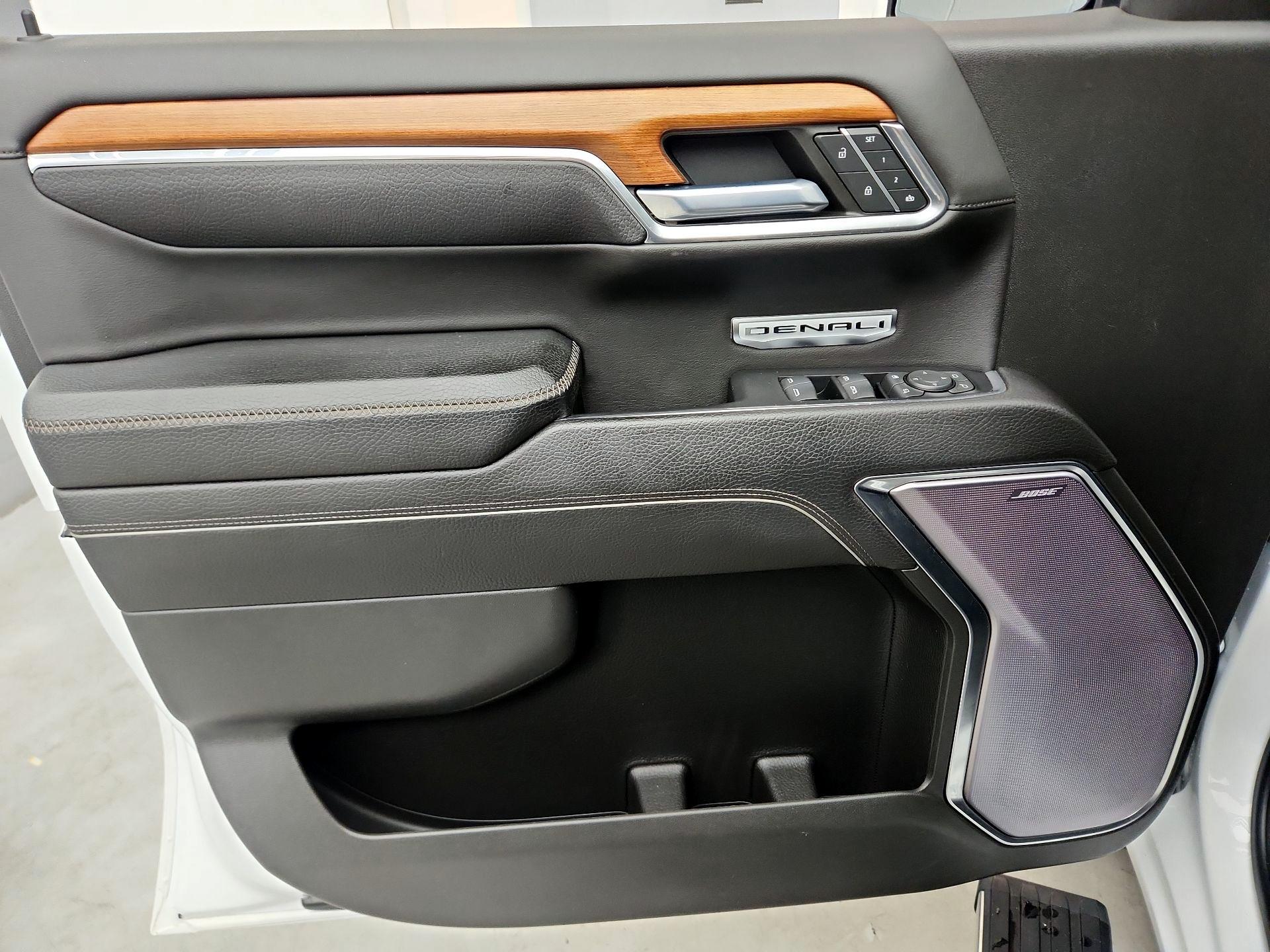 Thumbnail: 2022 GMC Sierra 1500 - 12