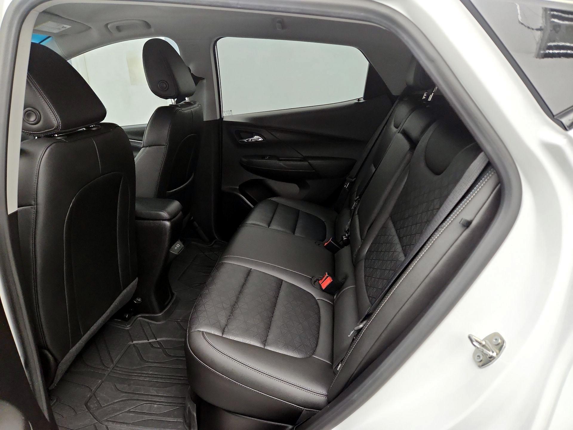 Thumbnail: 2023 Chevrolet Bolt EV - 19