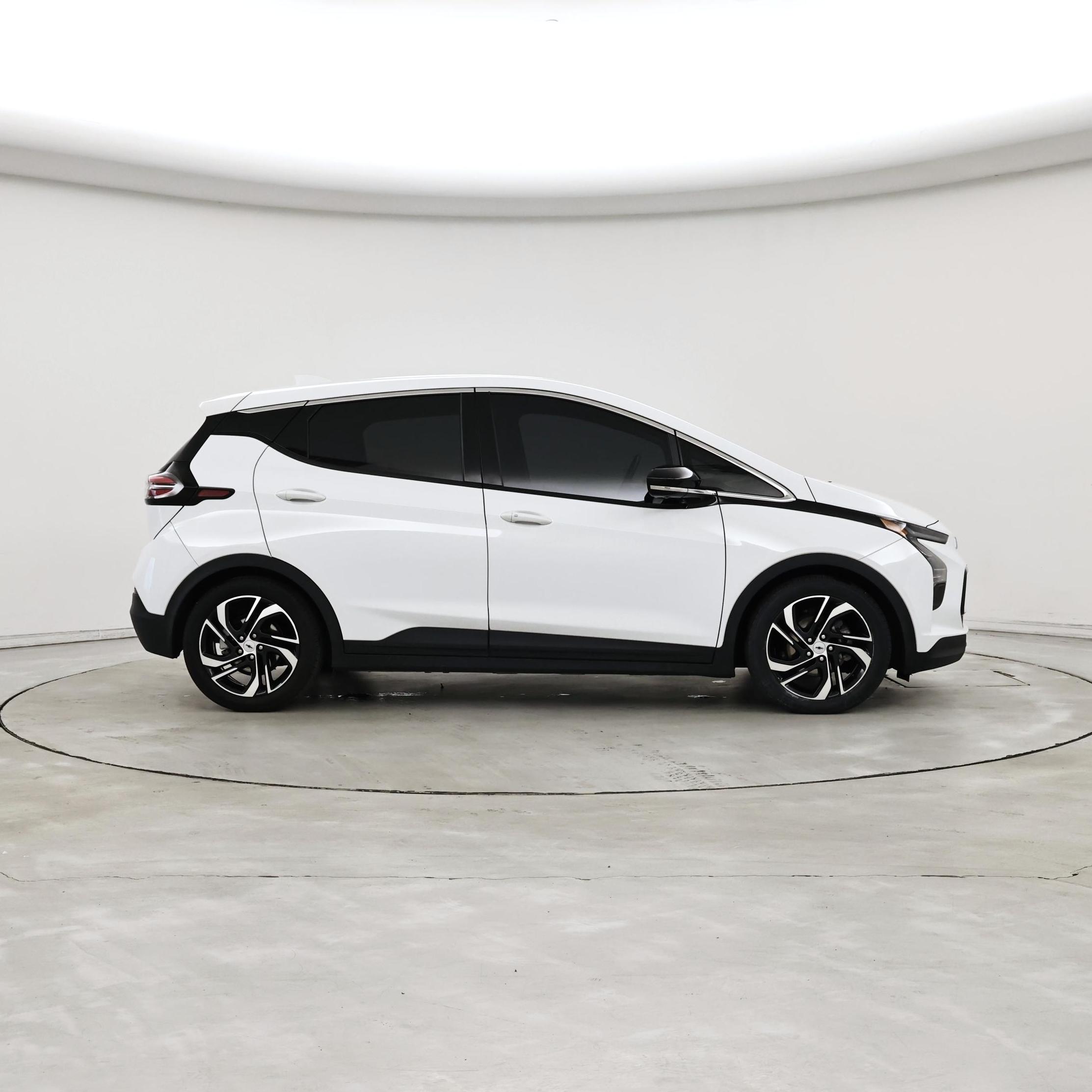 Thumbnail: 2023 Chevrolet Bolt EV - 7