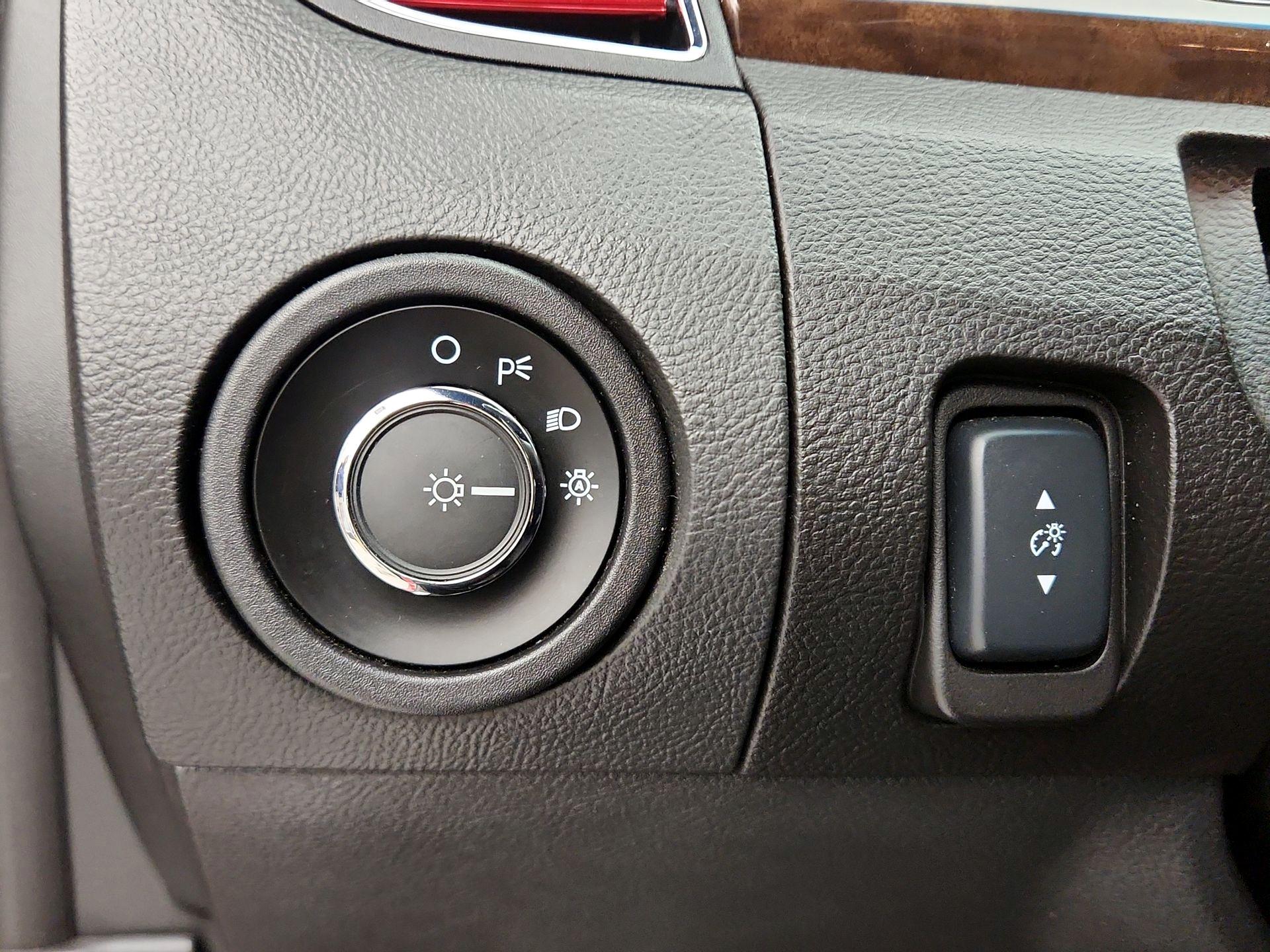 Thumbnail: 2014 Ford Taurus - 13