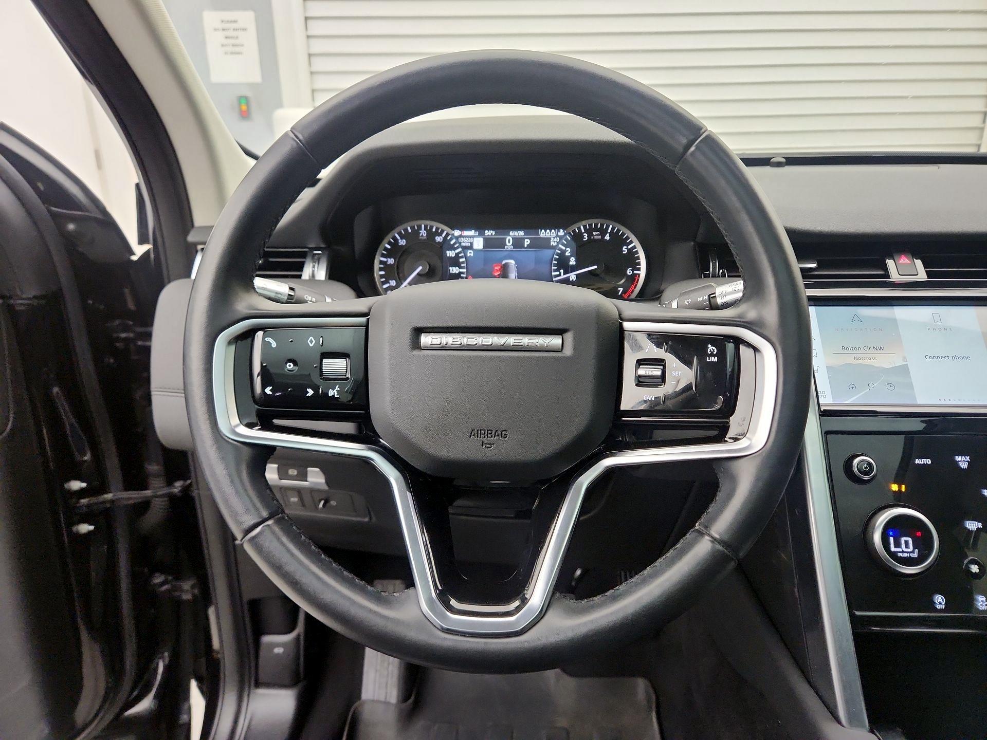 Thumbnail: 2021 Land Rover Discovery Sport - 10