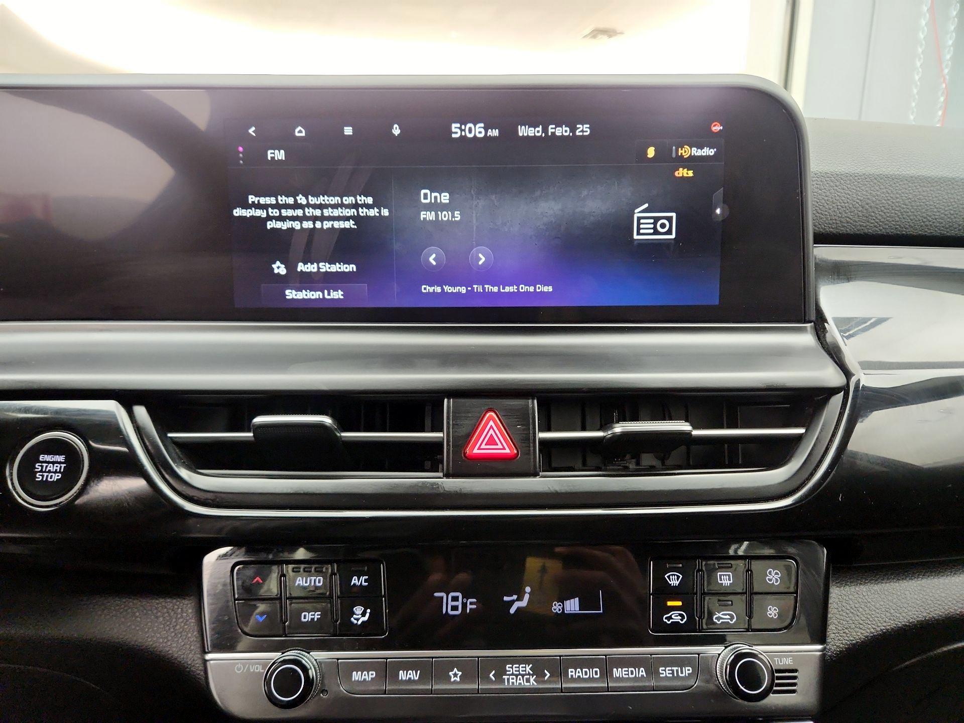 Thumbnail: 2024 Kia Seltos - 16