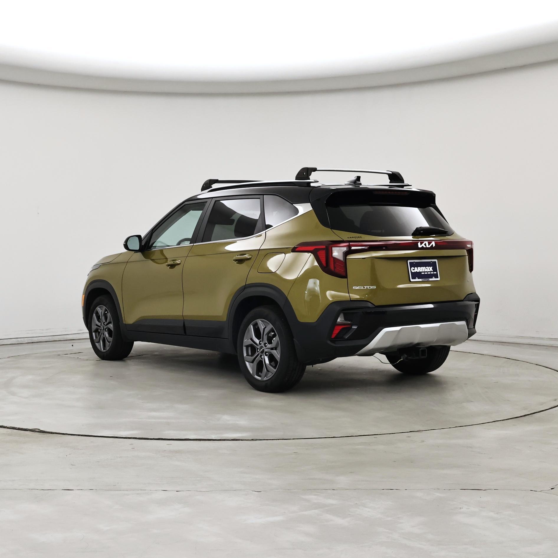 Thumbnail: 2024 Kia Seltos - 2