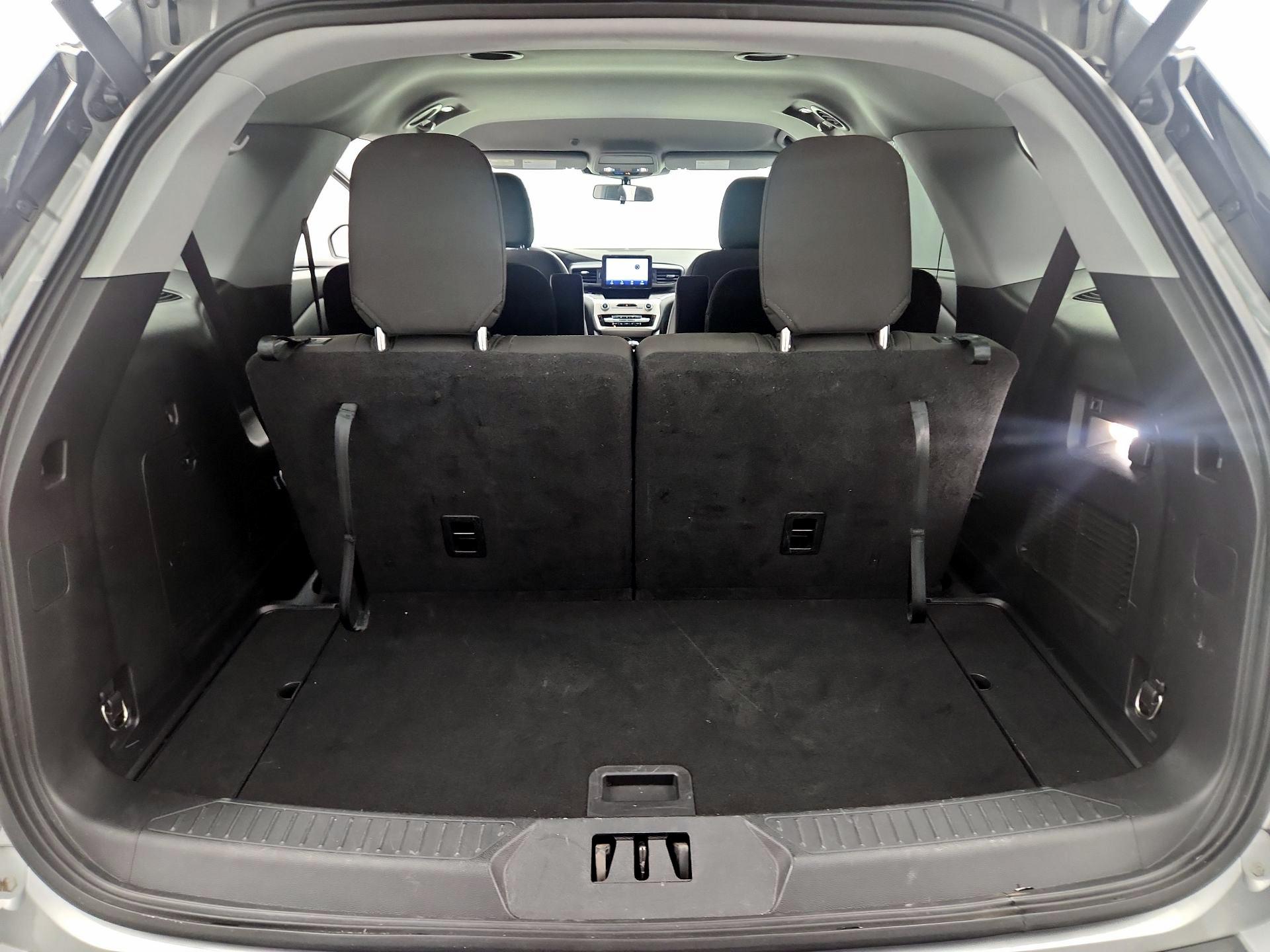 Thumbnail: 2022 Ford Explorer - 20