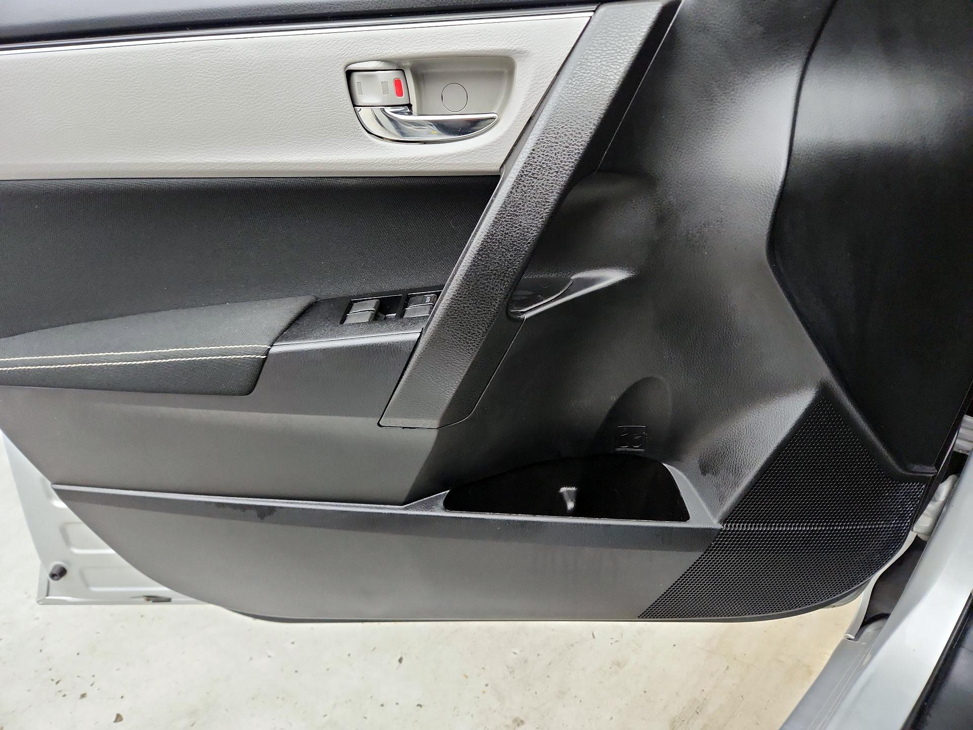 Thumbnail: 2019 Toyota Corolla - 12