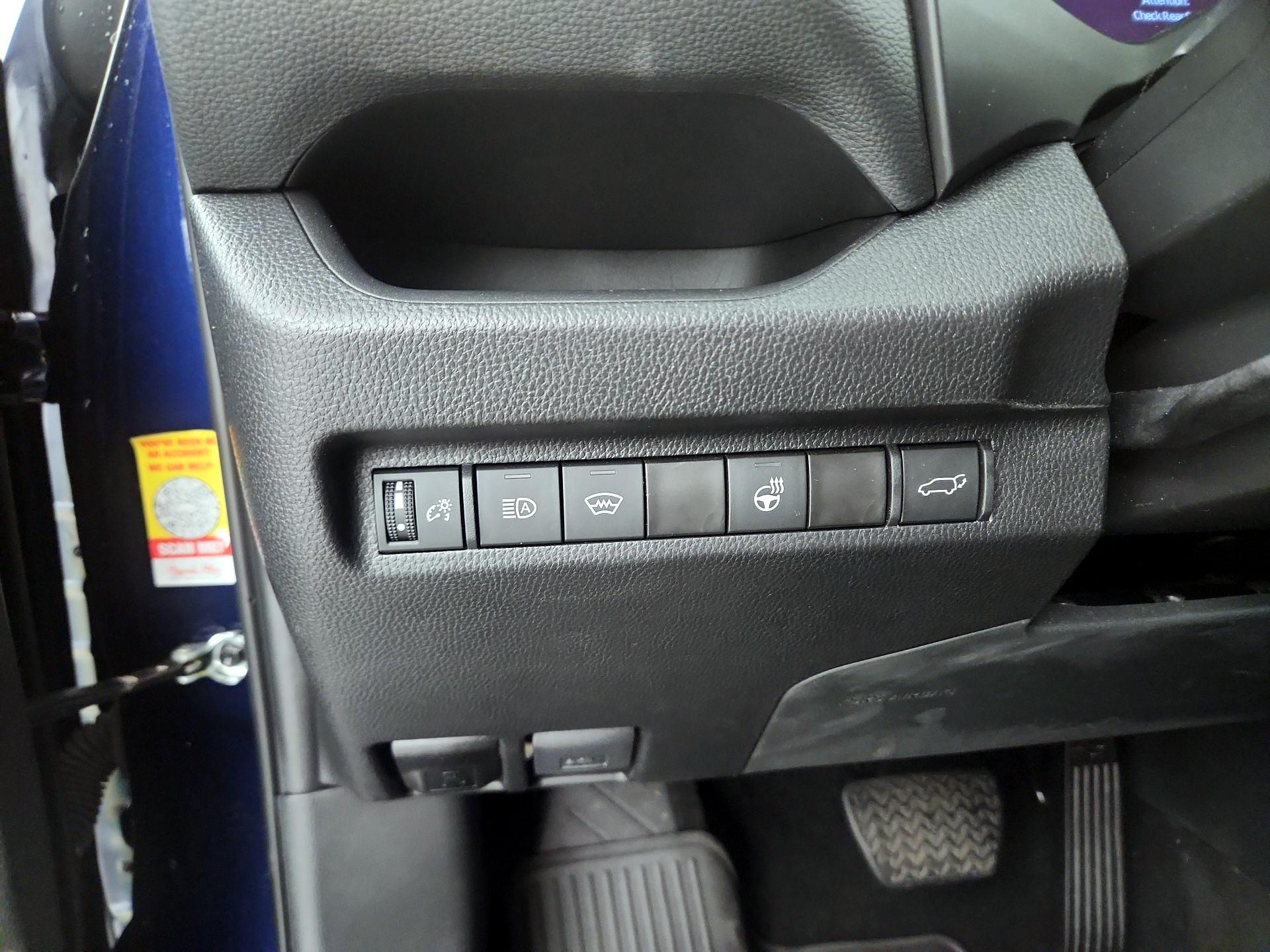 Thumbnail: 2024 Toyota RAV4 - 13