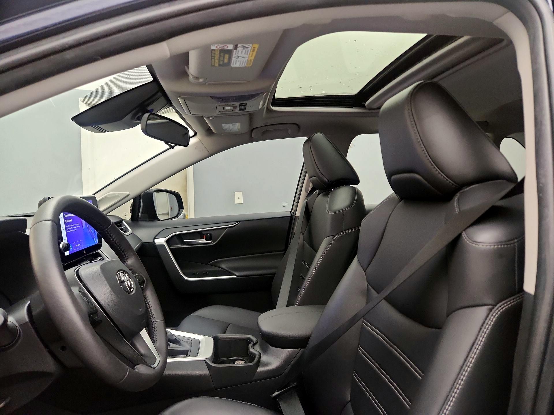 Thumbnail: 2024 Toyota RAV4 - 19