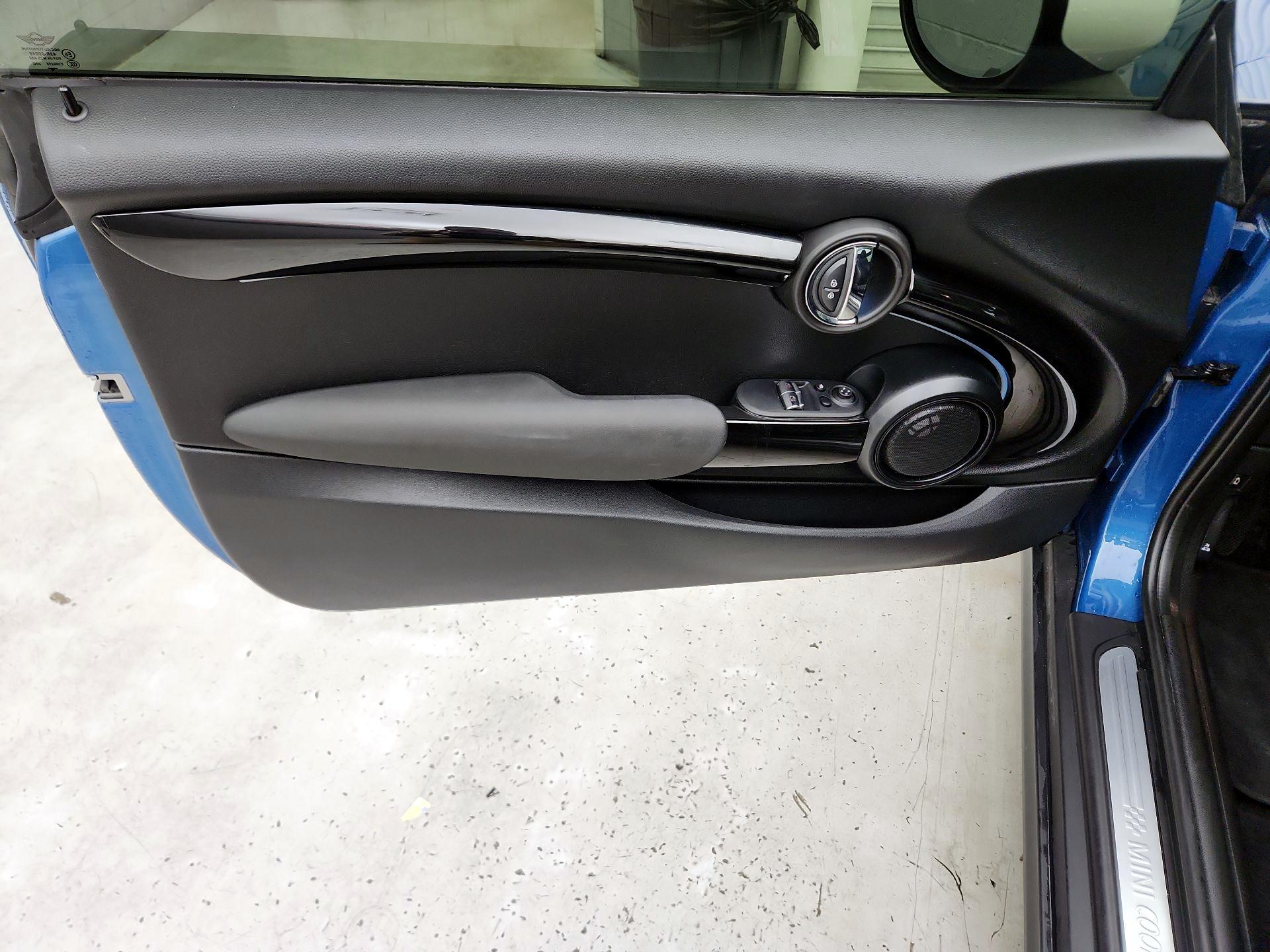 Thumbnail: 2023 MINI Cooper Hardtop - 12