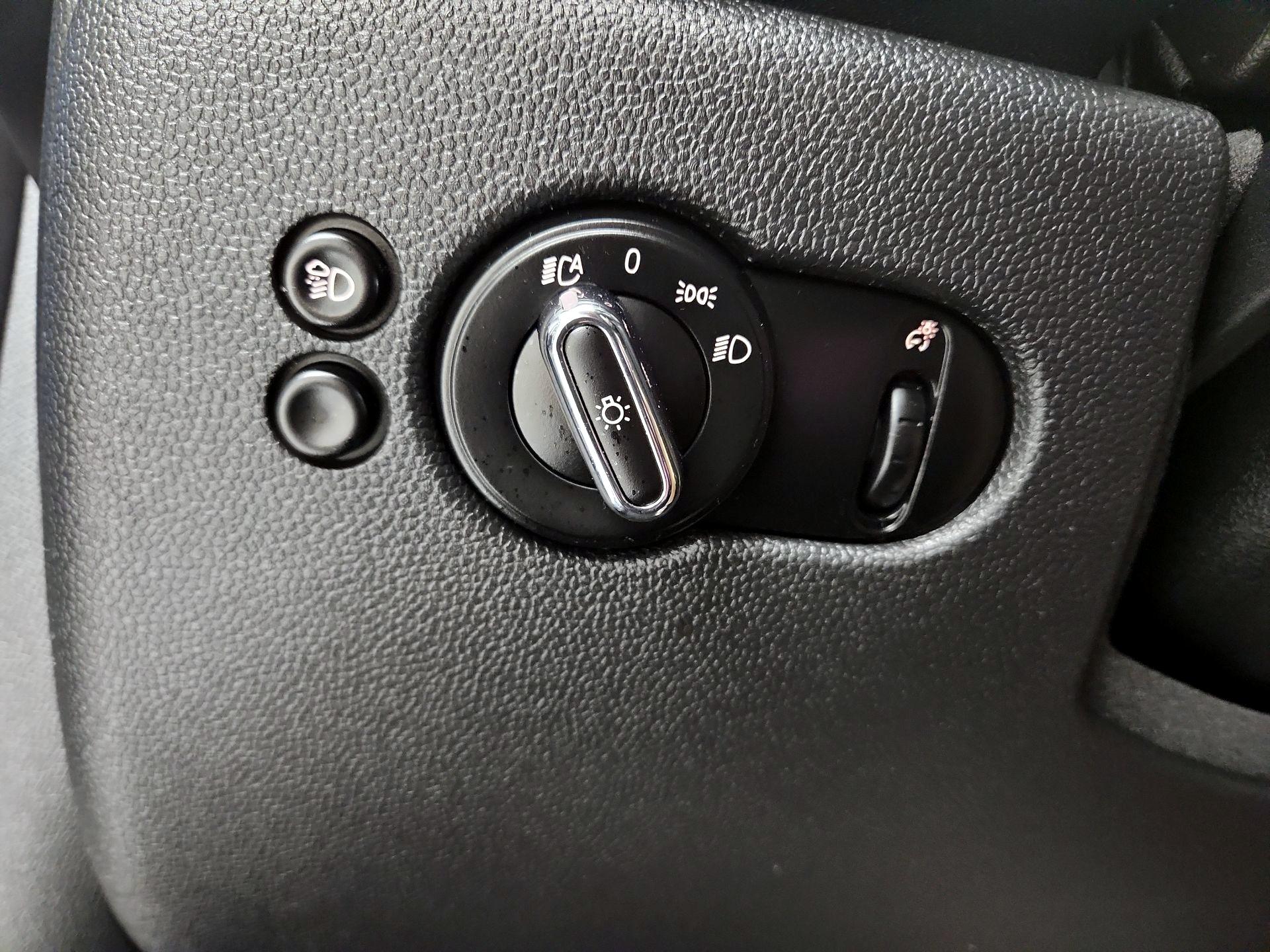 Thumbnail: 2023 MINI Cooper Hardtop - 13