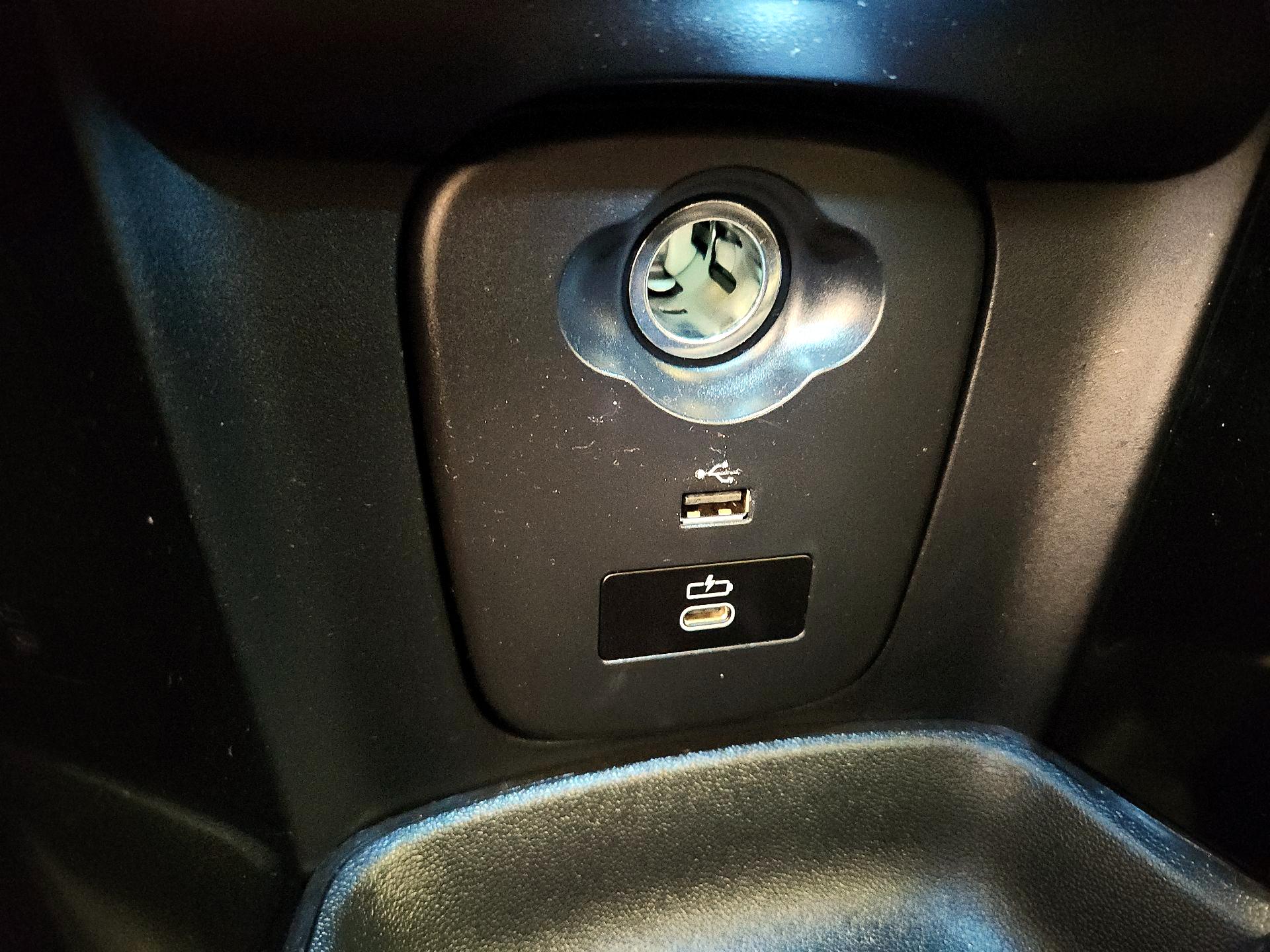 Thumbnail: 2023 MINI Cooper Hardtop - 19