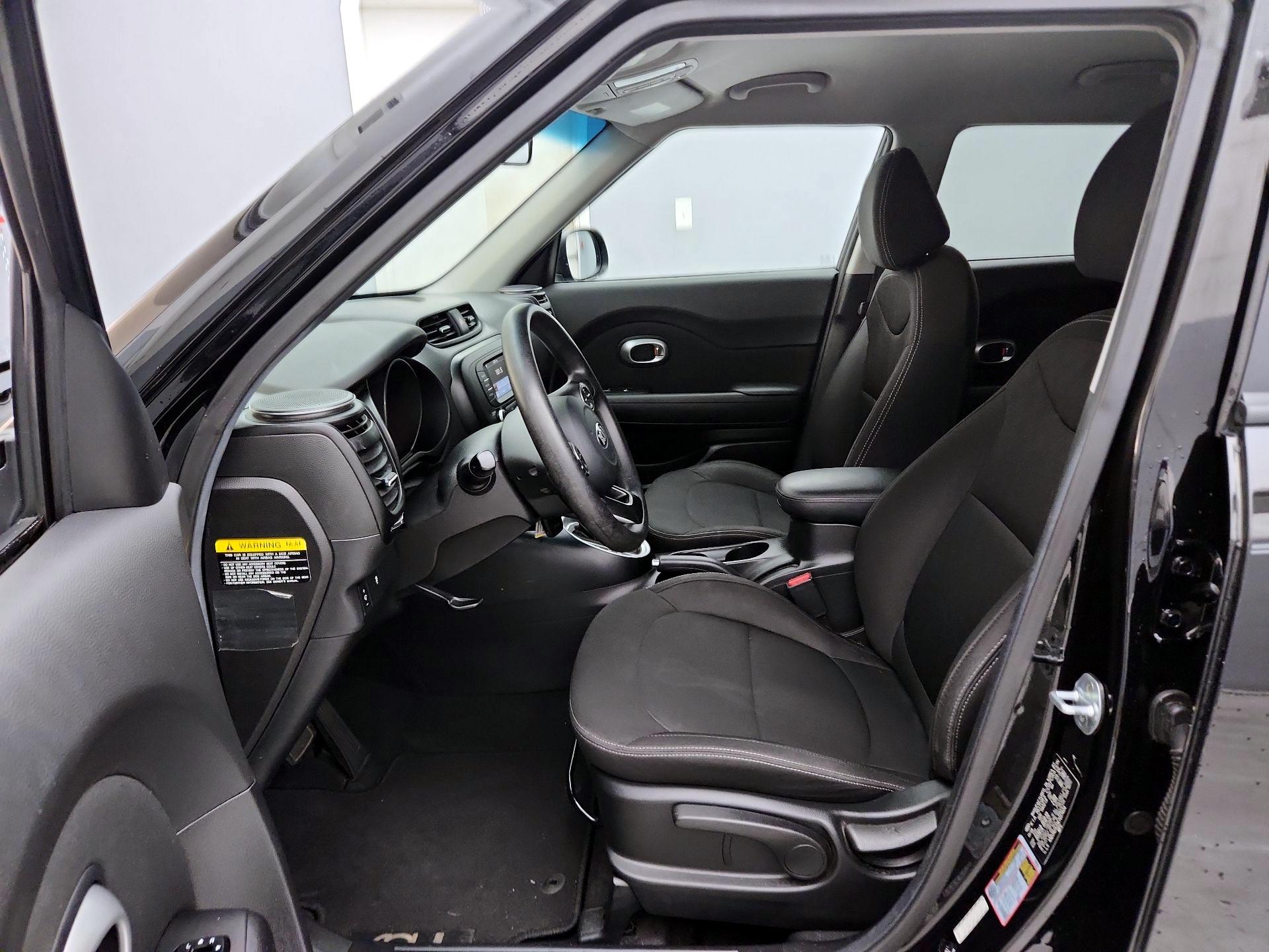 Thumbnail: 2019 Kia Soul - 11