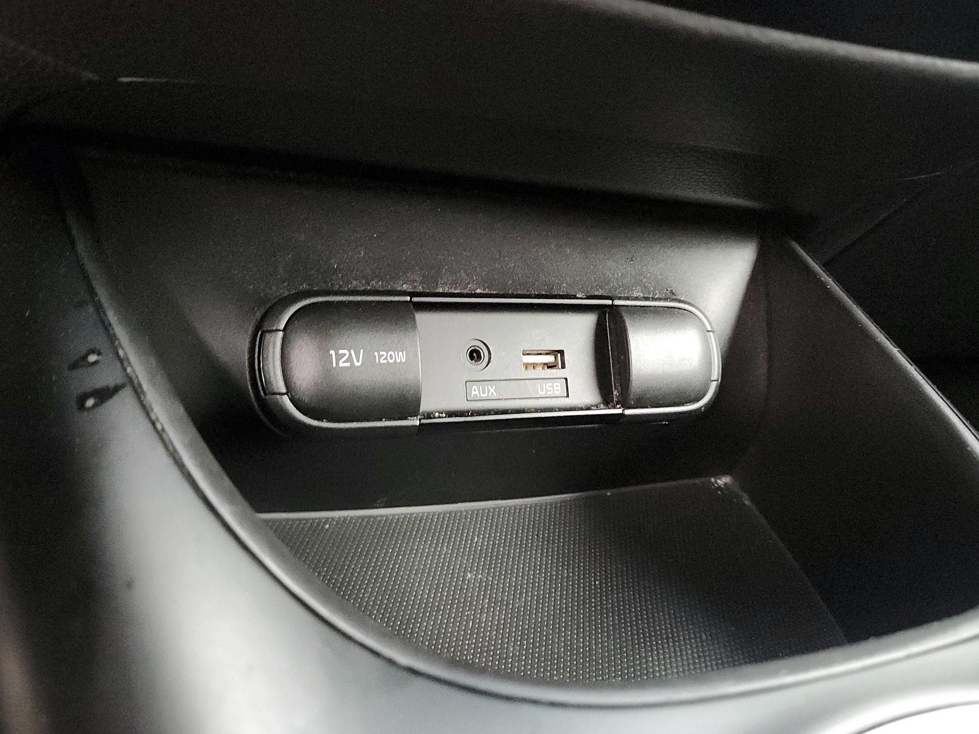 Thumbnail: 2019 Kia Soul - 18