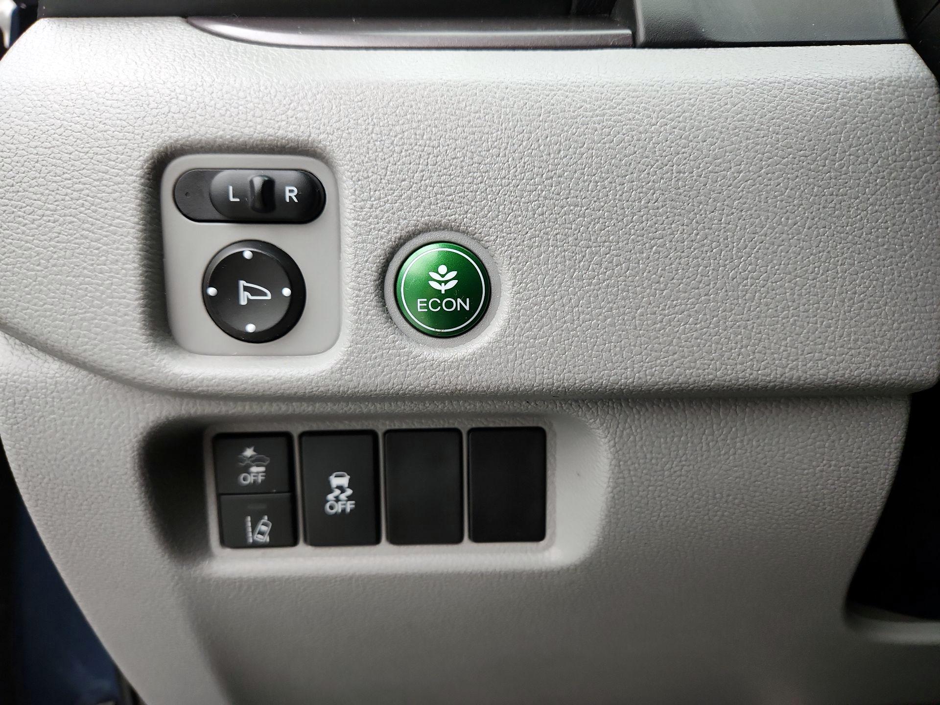 Thumbnail: 2021 Honda Pilot - 13