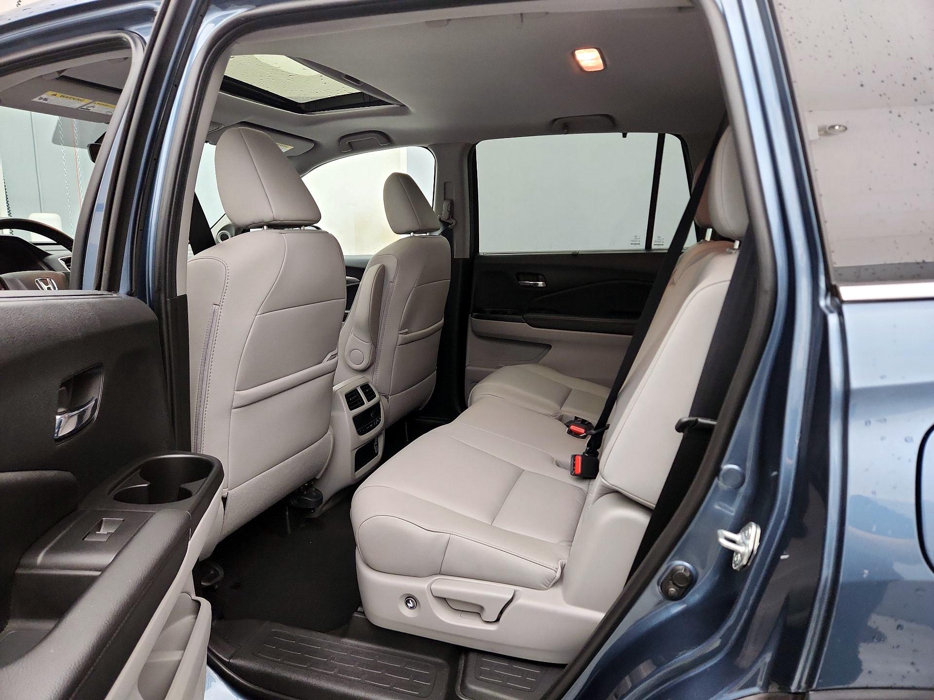 Thumbnail: 2021 Honda Pilot - 19