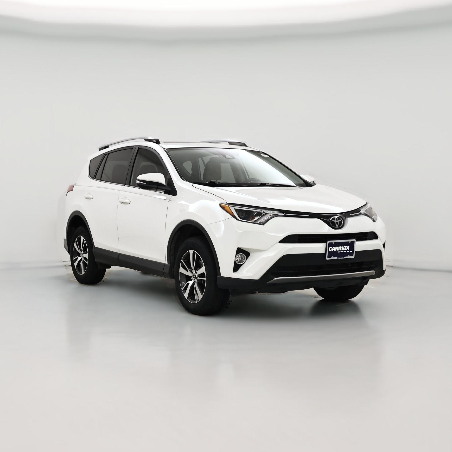 Thumbnail: 2017 Toyota RAV4 - 1
