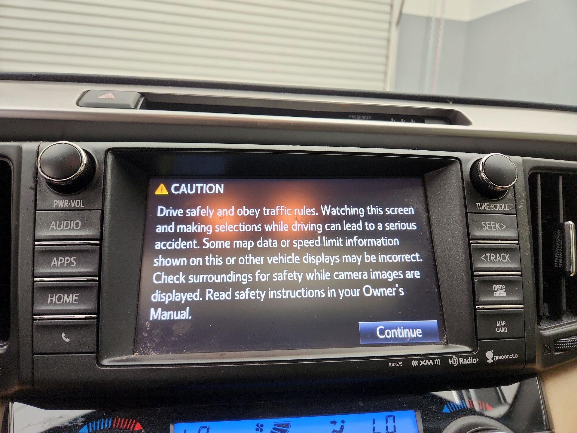 Thumbnail: 2017 Toyota RAV4 - 15