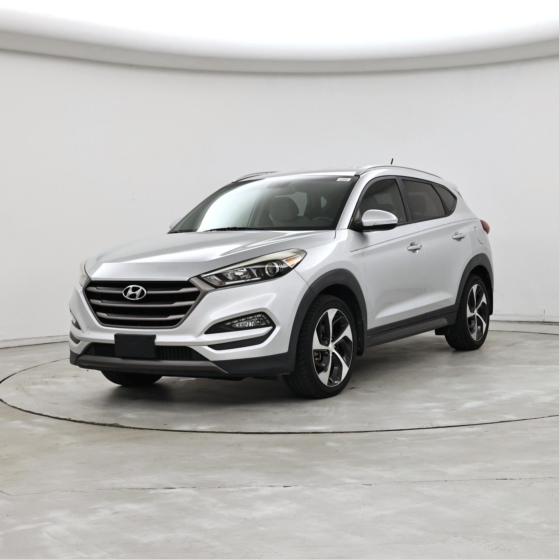 Thumbnail: 2016 Hyundai Tucson - 4