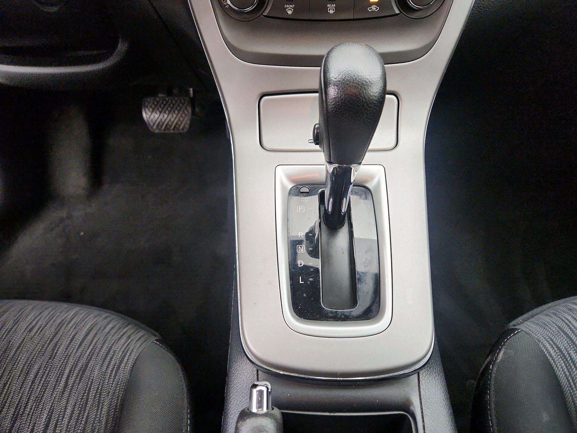 Thumbnail: 2014 Nissan Sentra - 18