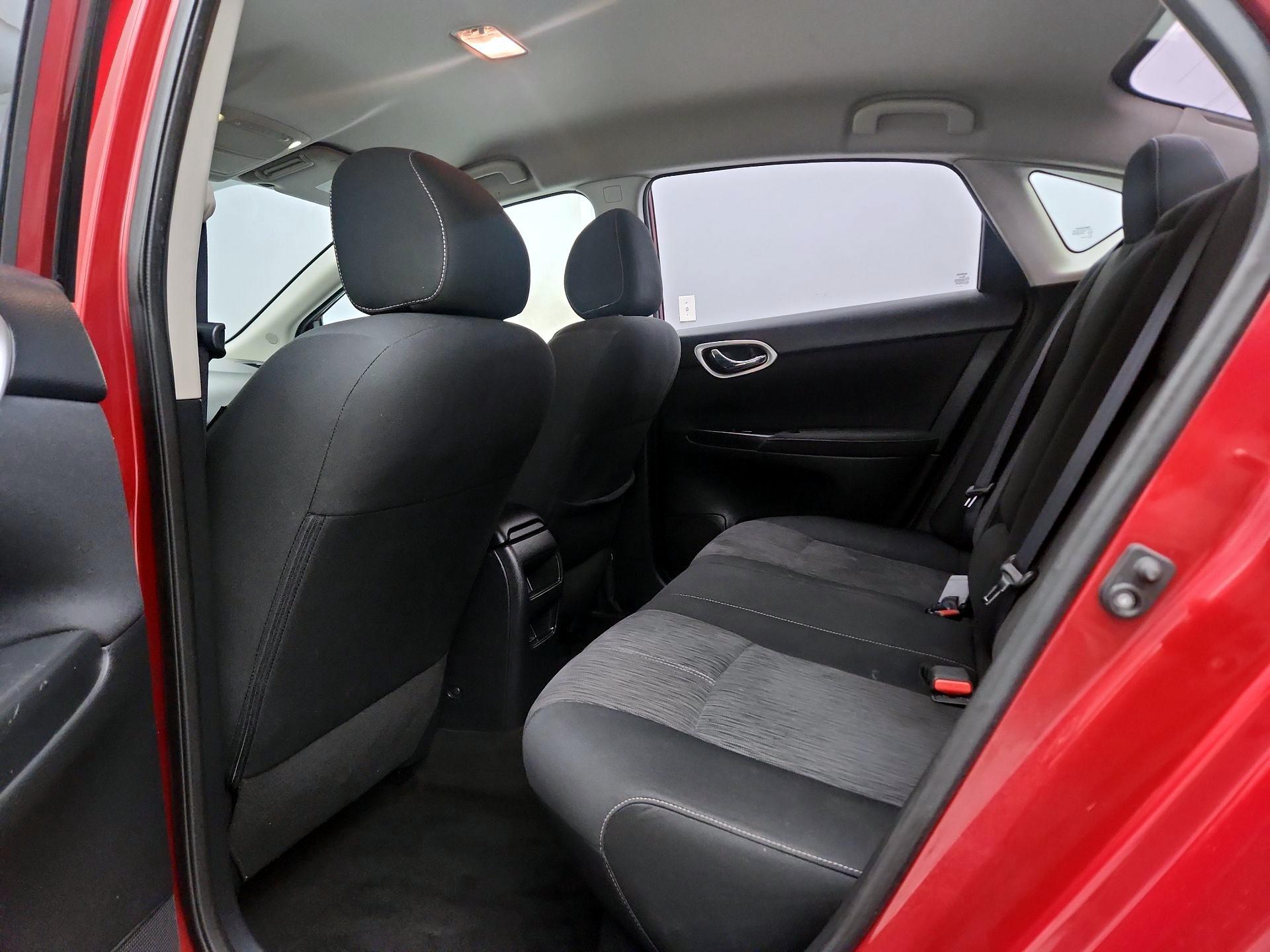 Thumbnail: 2014 Nissan Sentra - 20