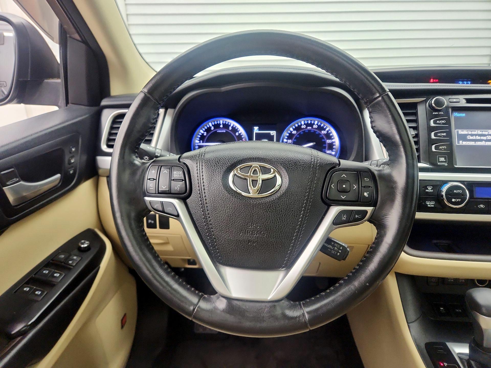 Thumbnail: 2018 Toyota Highlander - 10