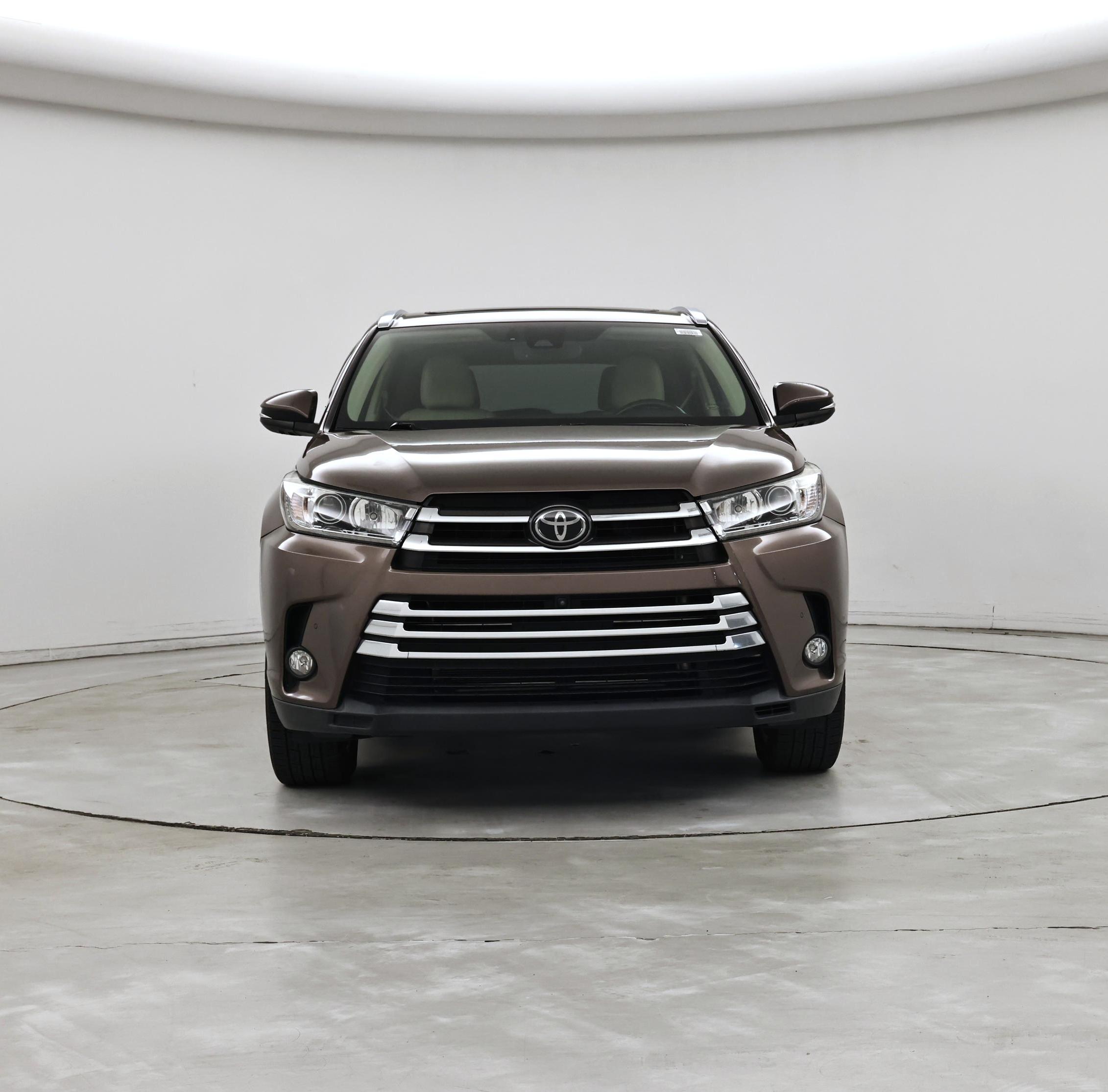 Thumbnail: 2018 Toyota Highlander - 5