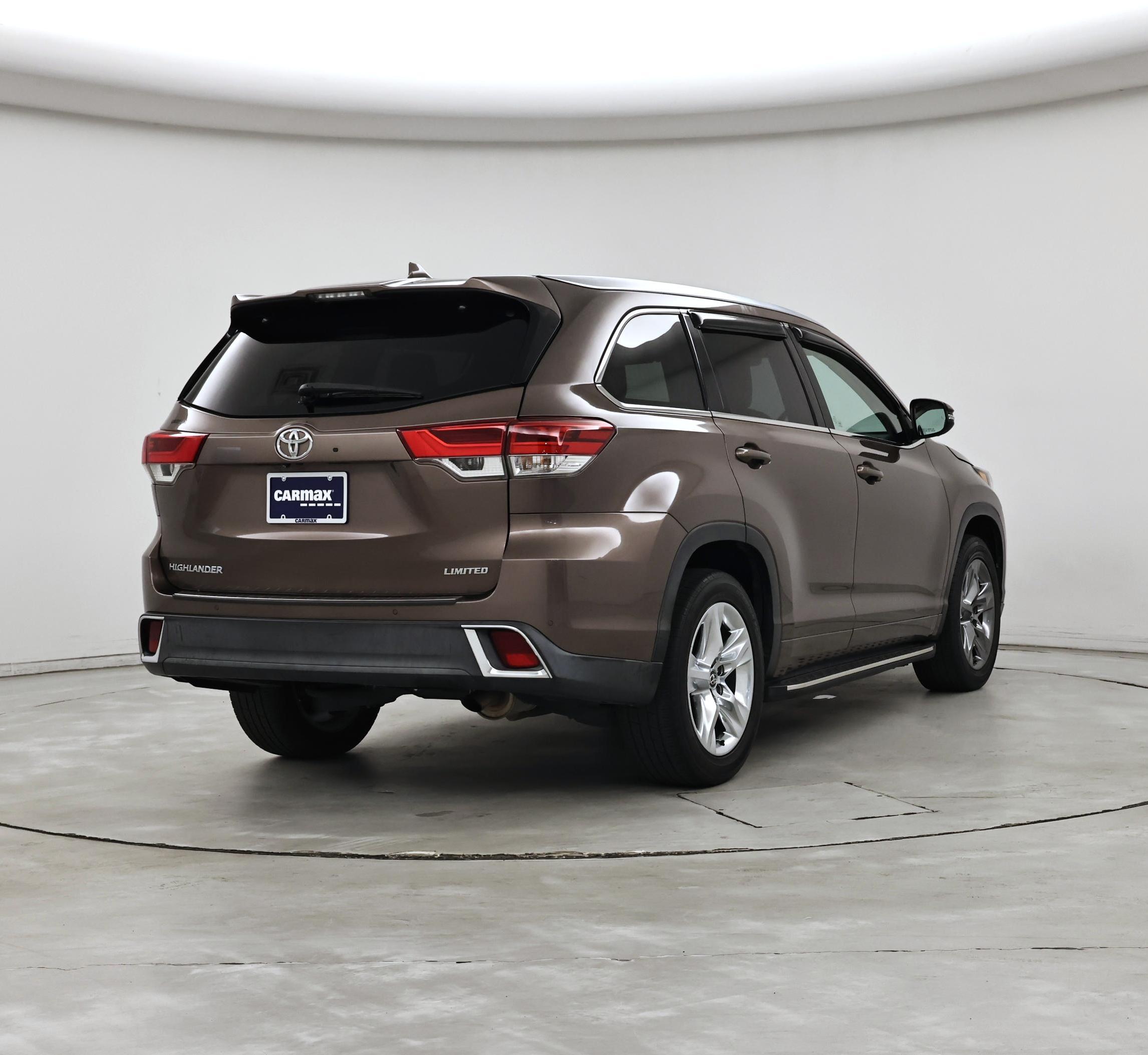 Thumbnail: 2018 Toyota Highlander - 8