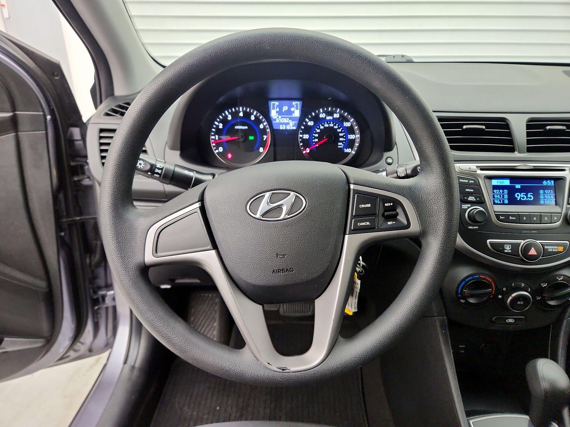 Thumbnail: 2016 Hyundai Accent - 10