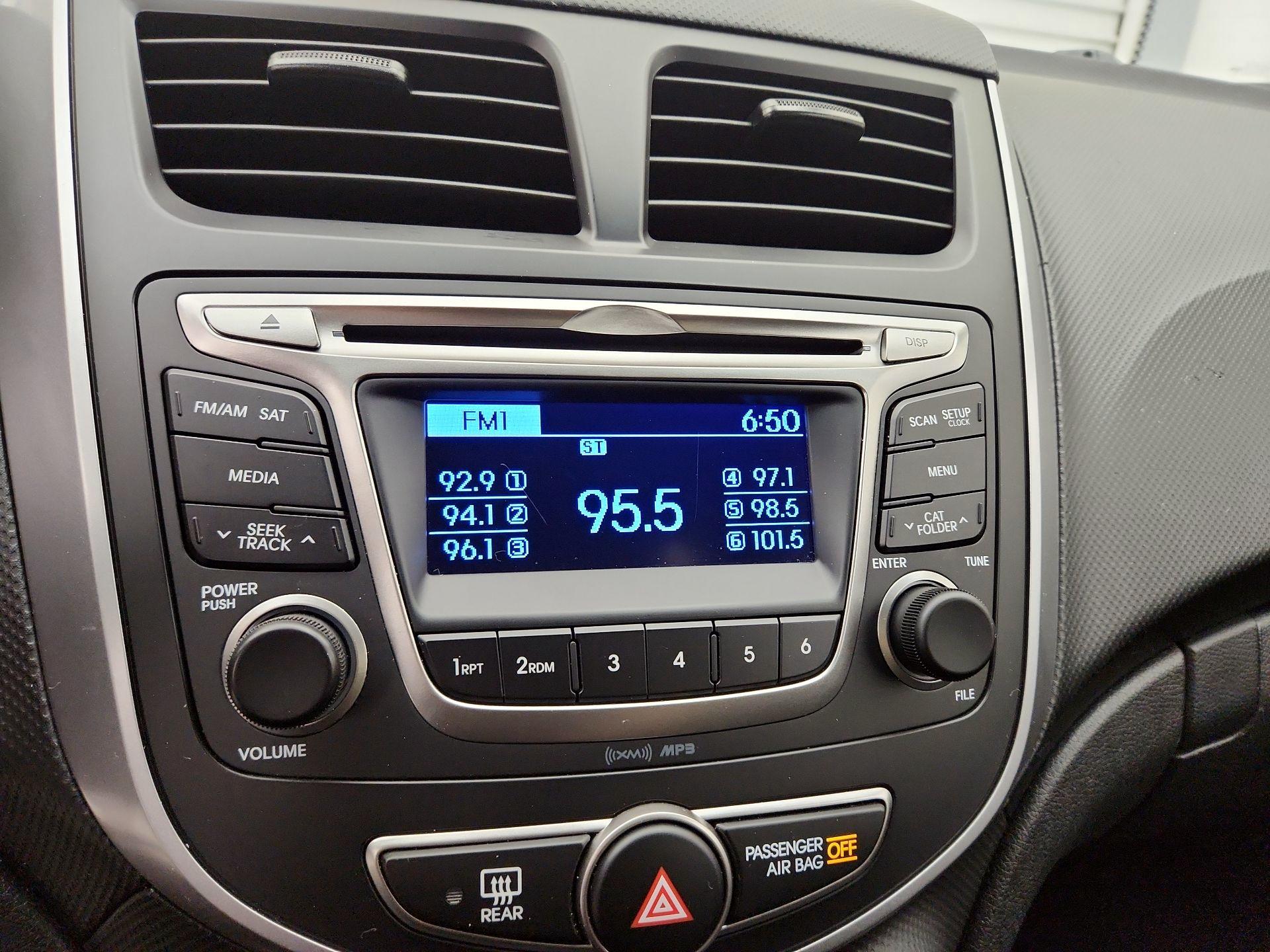 Thumbnail: 2016 Hyundai Accent - 14