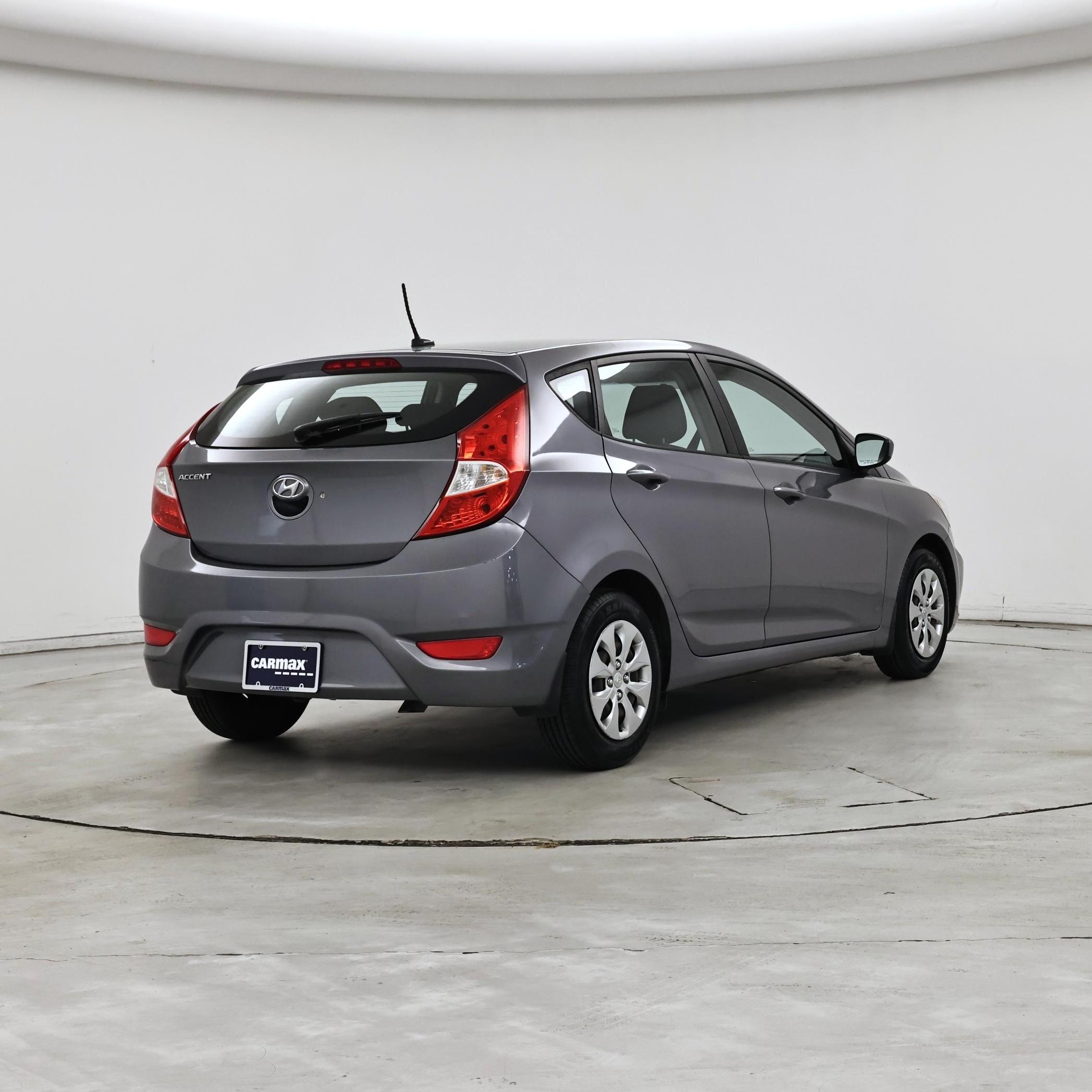 Thumbnail: 2016 Hyundai Accent - 8