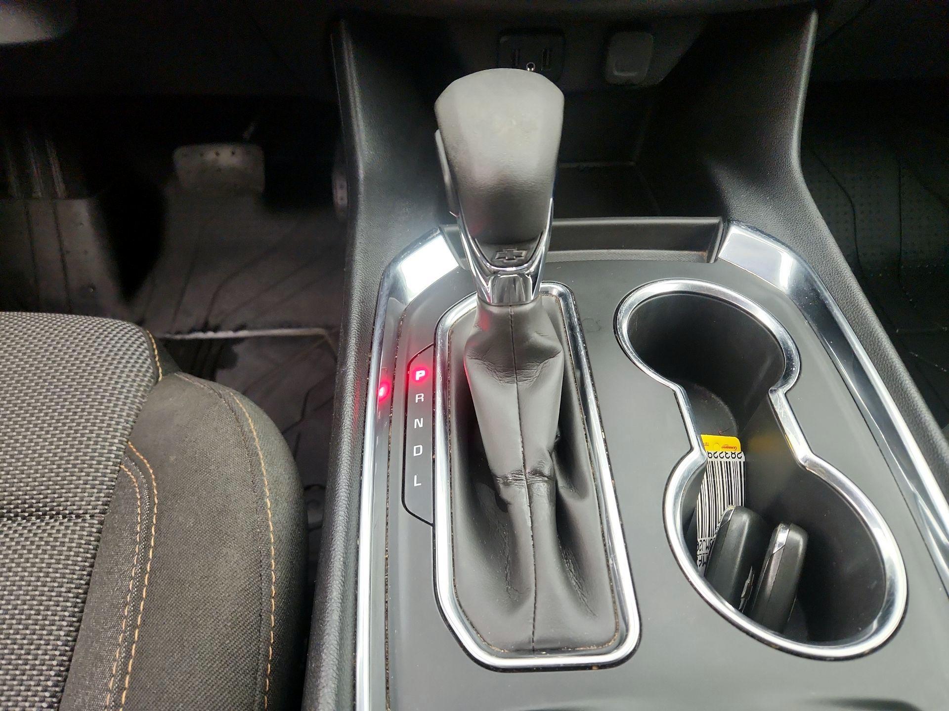 Thumbnail: 2021 Chevrolet Traverse - 17