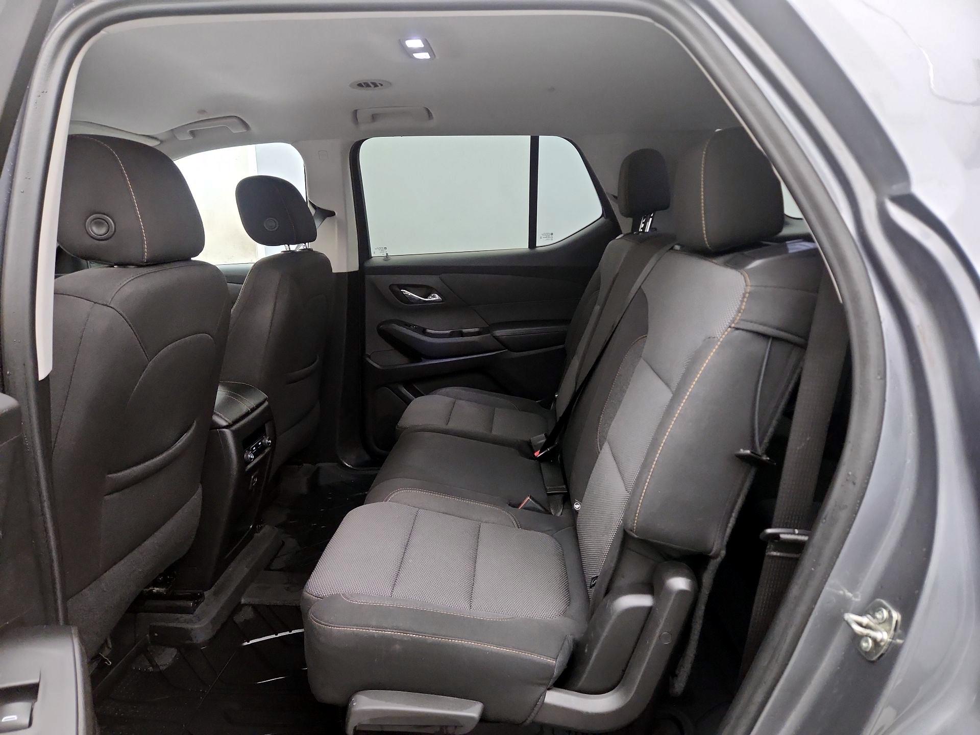 Thumbnail: 2021 Chevrolet Traverse - 19